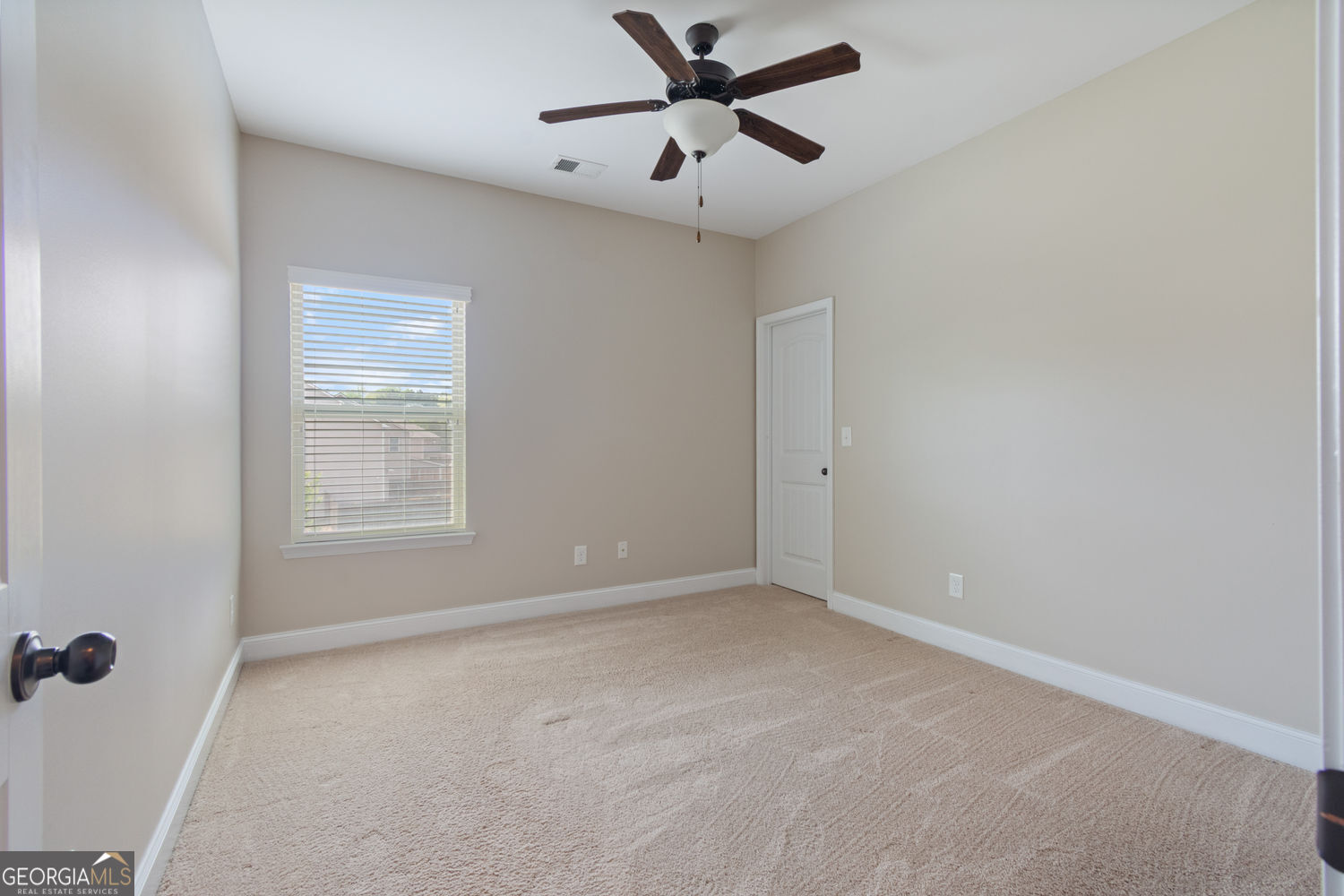 Cumming, Georgia 30040, United States, 4 Bedrooms Bedrooms, ,4 BathroomsBathrooms,Residential,Active,116018