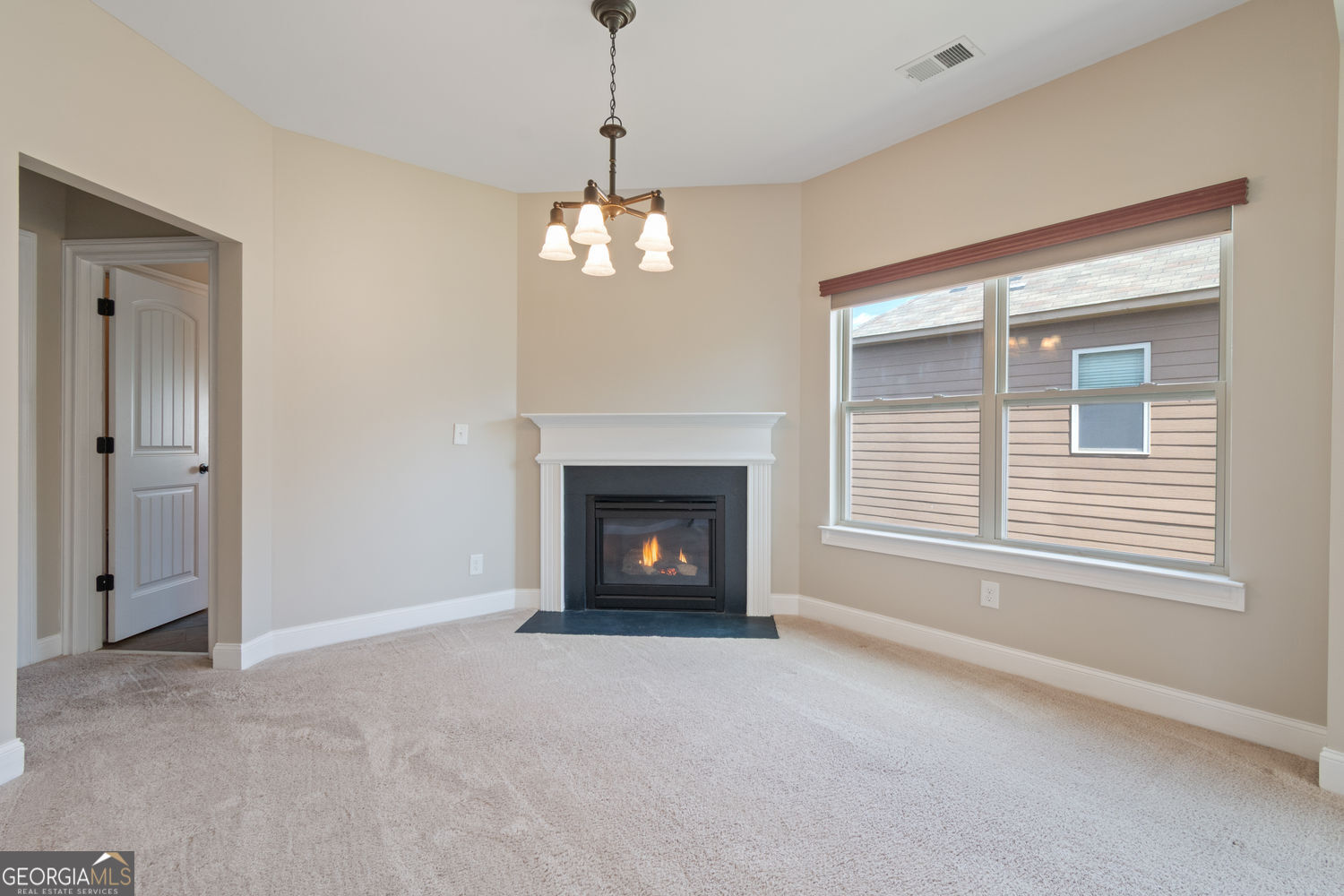 Cumming, Georgia 30040, United States, 4 Bedrooms Bedrooms, ,4 BathroomsBathrooms,Residential,Active,116018