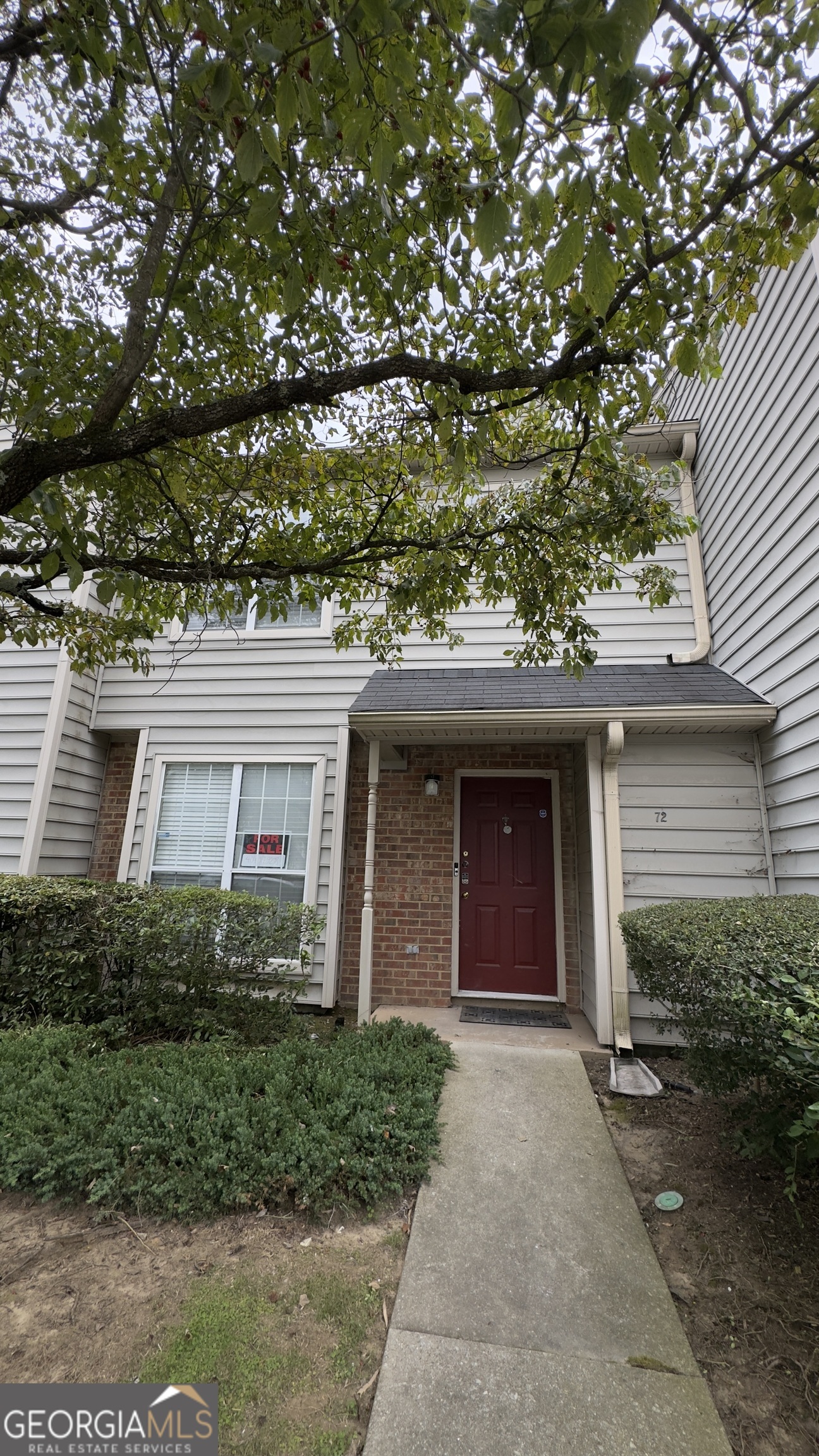 Beautifully Renovated 2-Bedroom, 2.5-Bath Condo in Prime Atlanta Location Welcome to 72 Belmonte Cir, Atlanta, GA 30311 a newly renovated condo offering modern comfort and style. This spacious 2-bedroom, 2.5-bathroom home features a range of updates including: Sleek granite countertops Brand new vanities in all bathrooms New toilets Stylish LVP flooring throughout Fresh interior paint Modern light fixtures New ceiling fans Located in a desirable, family-friendly community, this condo is just minutes from Georgia State University, only 15 minutes from Hartsfield-Jackson Atlanta International Airport, and within walking distance to public transportation. Enjoy the benefits of a golf course community with convenient access to nearby shopping centers. Perfect for families, students, or professionals seeking a safe and convenient location in the heart of Atlanta.