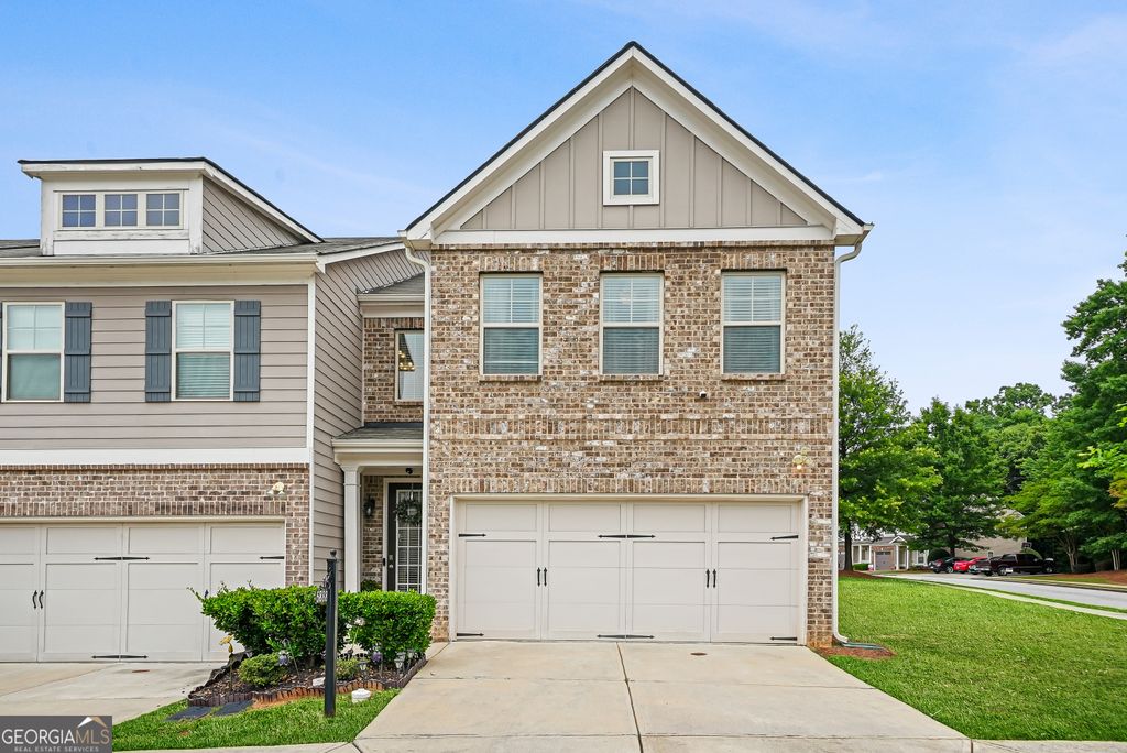 Photo of 5888 Radford Loop, Fairburn, GA 30213 (MLS # 10774976)
