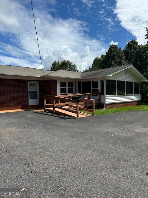 1323 Cavender Creek RD