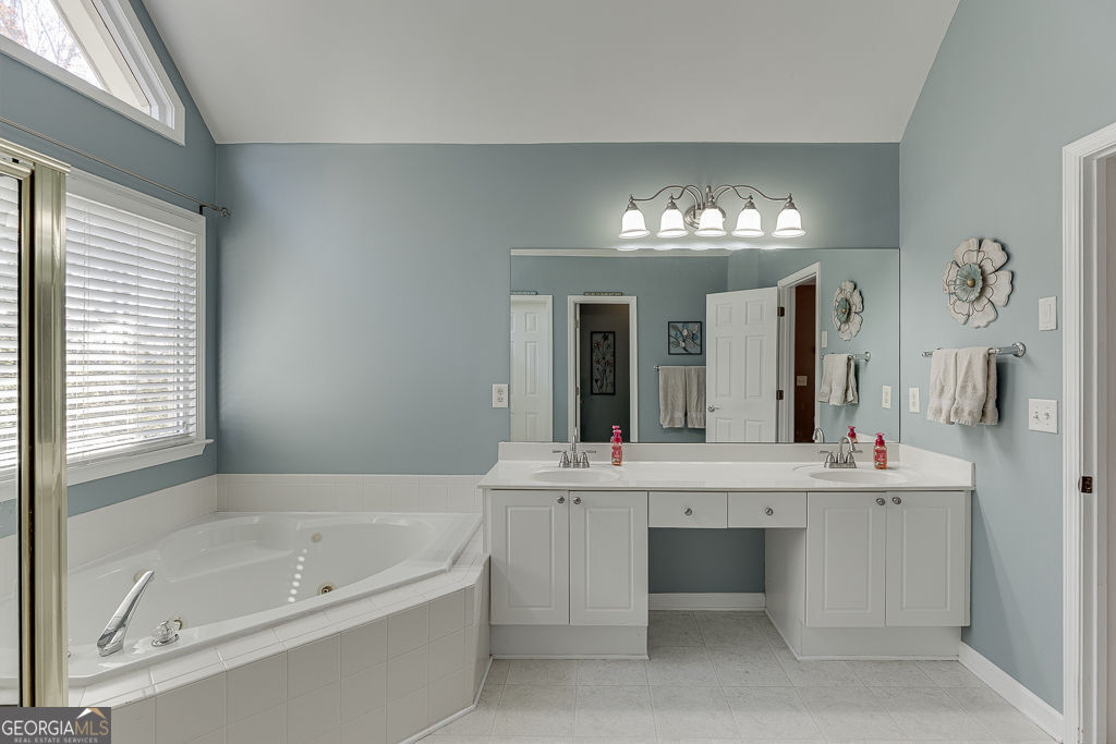 HAMPTON PARK - Residential