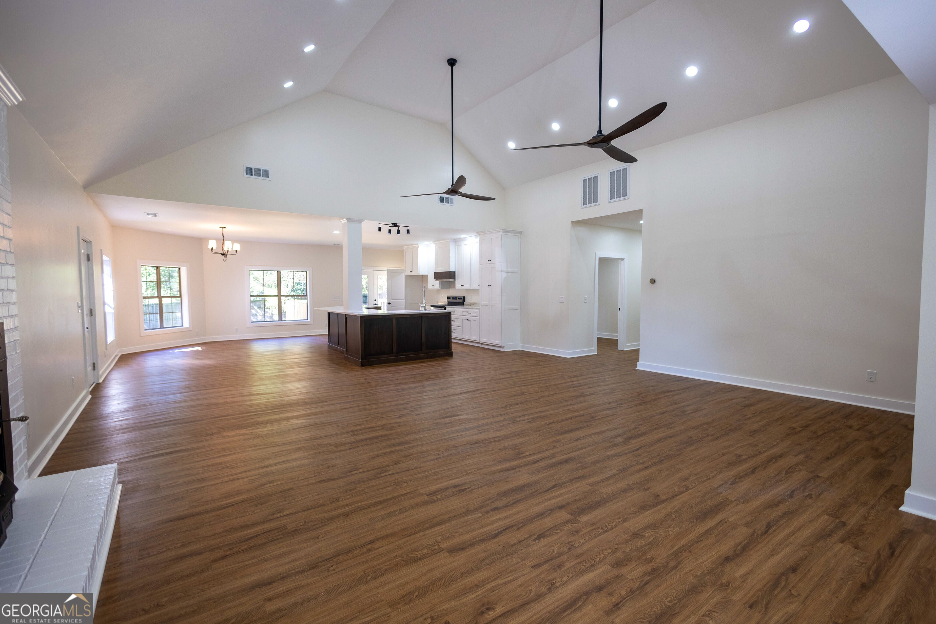 190 Cedar Pond RD