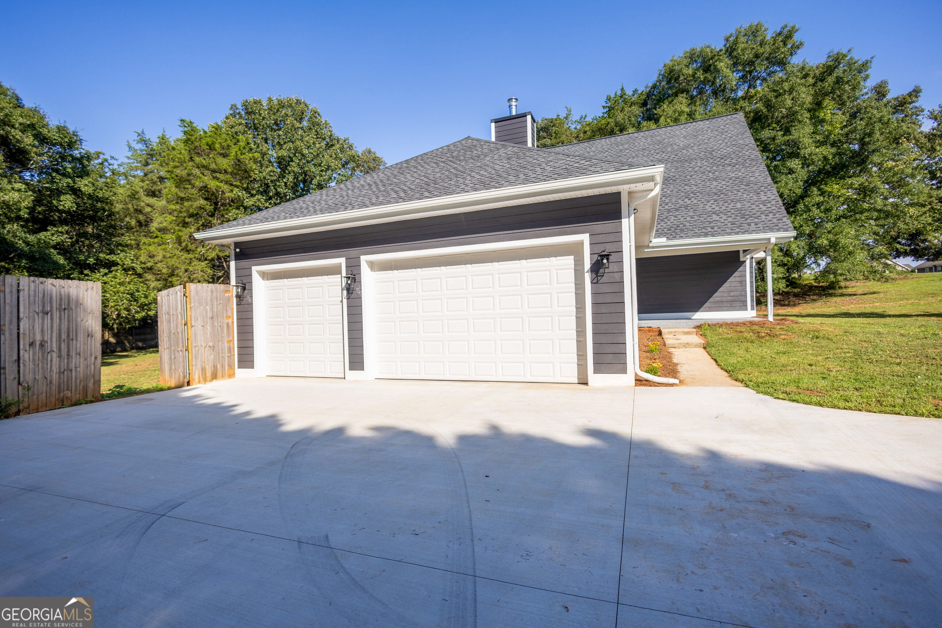 190 Cedar Pond RD