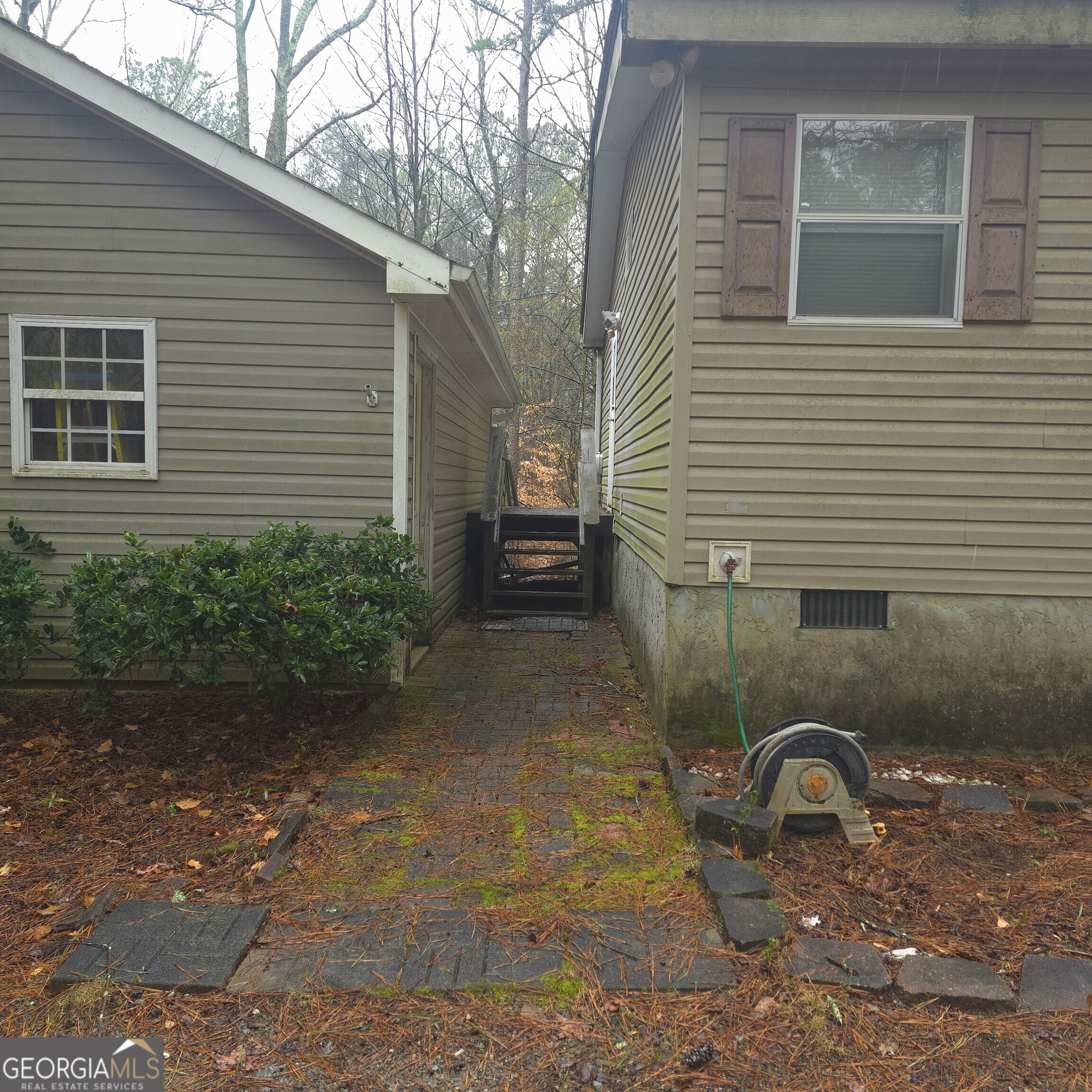 331 Bells Ferry RD NE