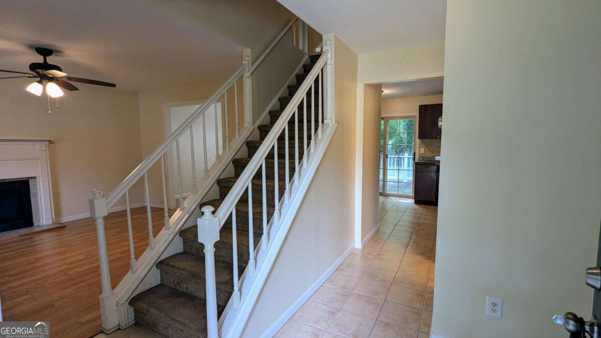 4927 Millstone WALK