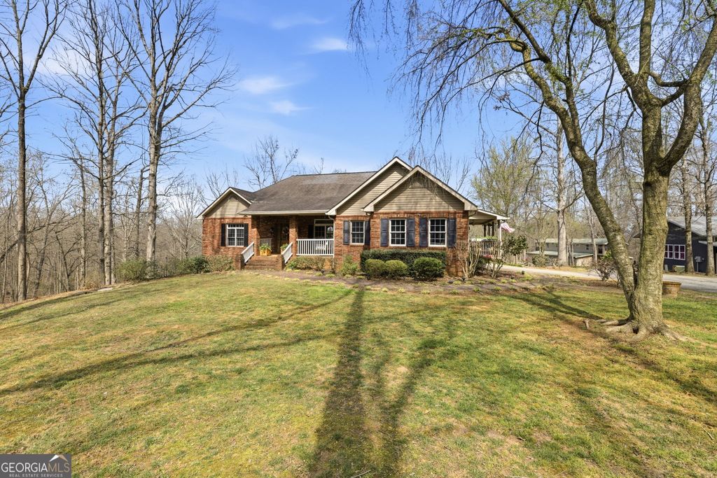 Photo of 401 Herrin Road, Cornelia, GA 30531 (MLS # 10766370)