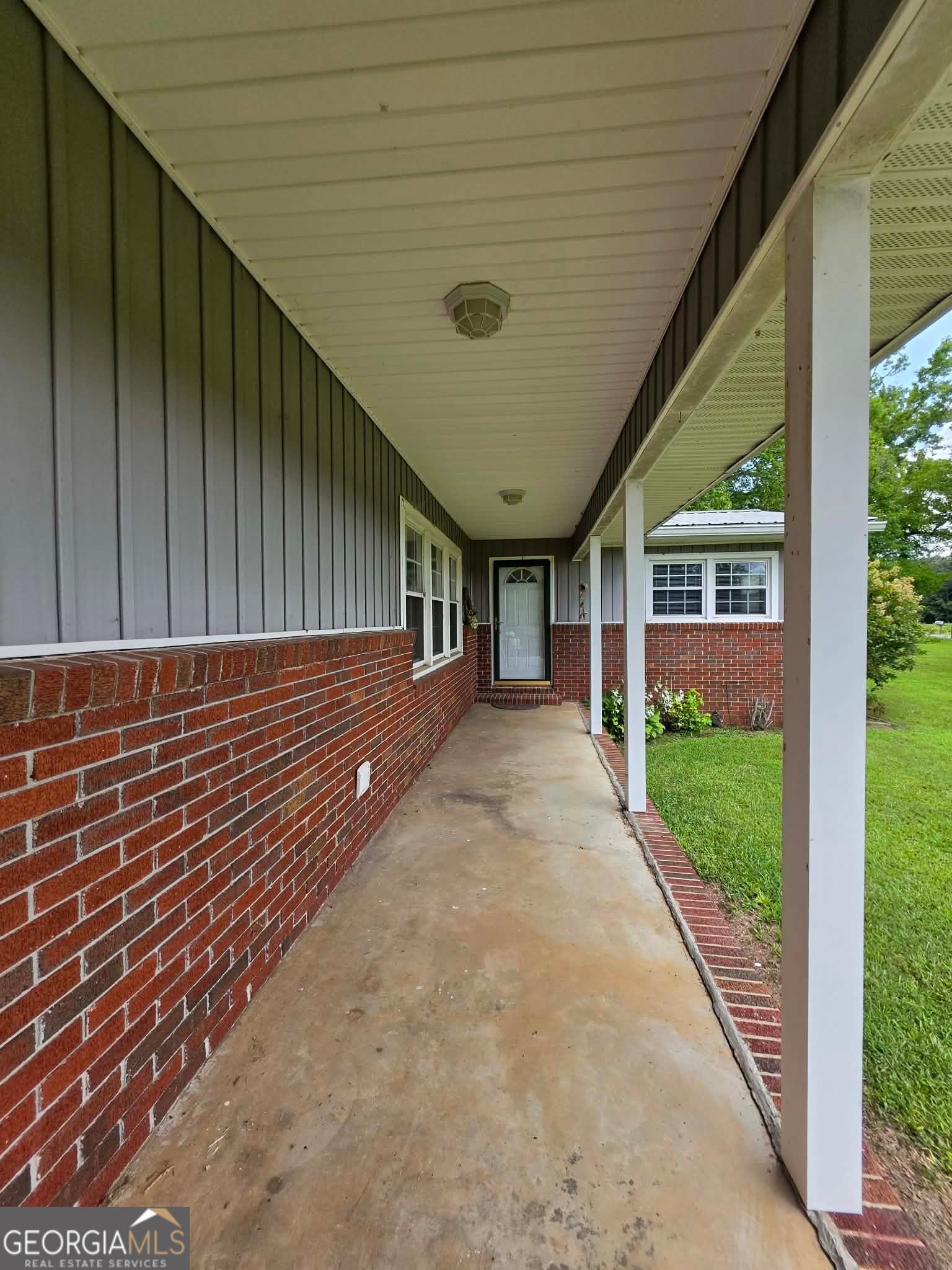 534 Maple DR