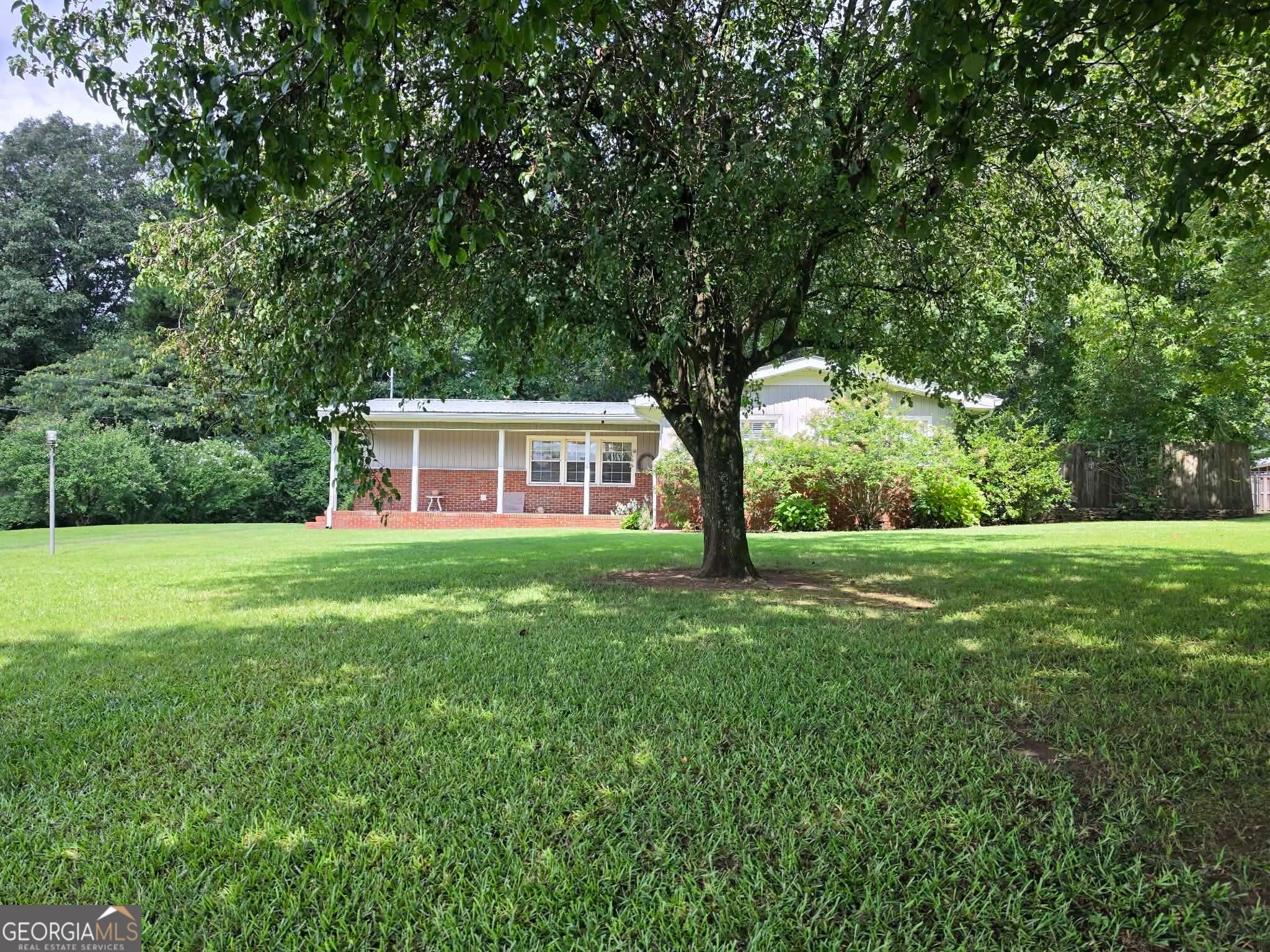 534 Maple DR