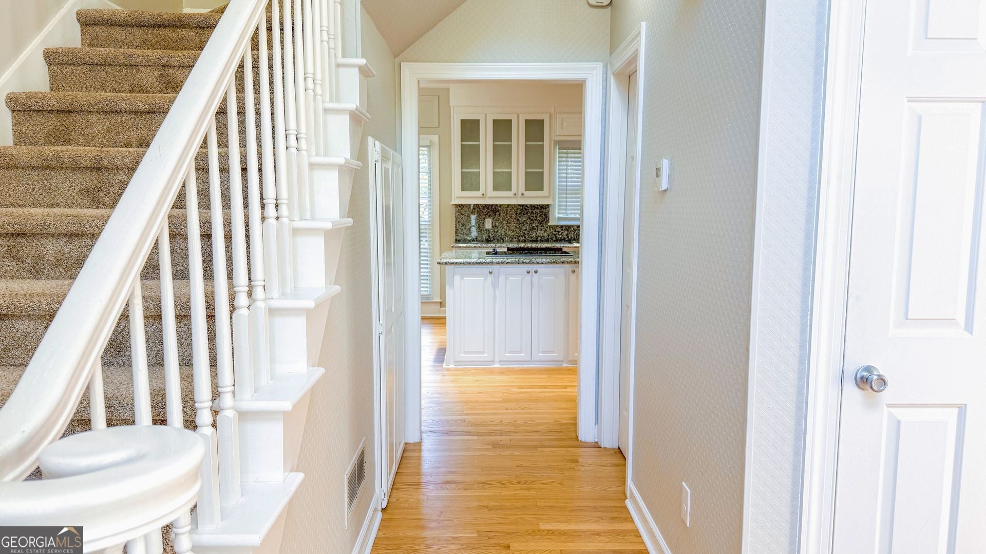 5630 Vicarage WALK