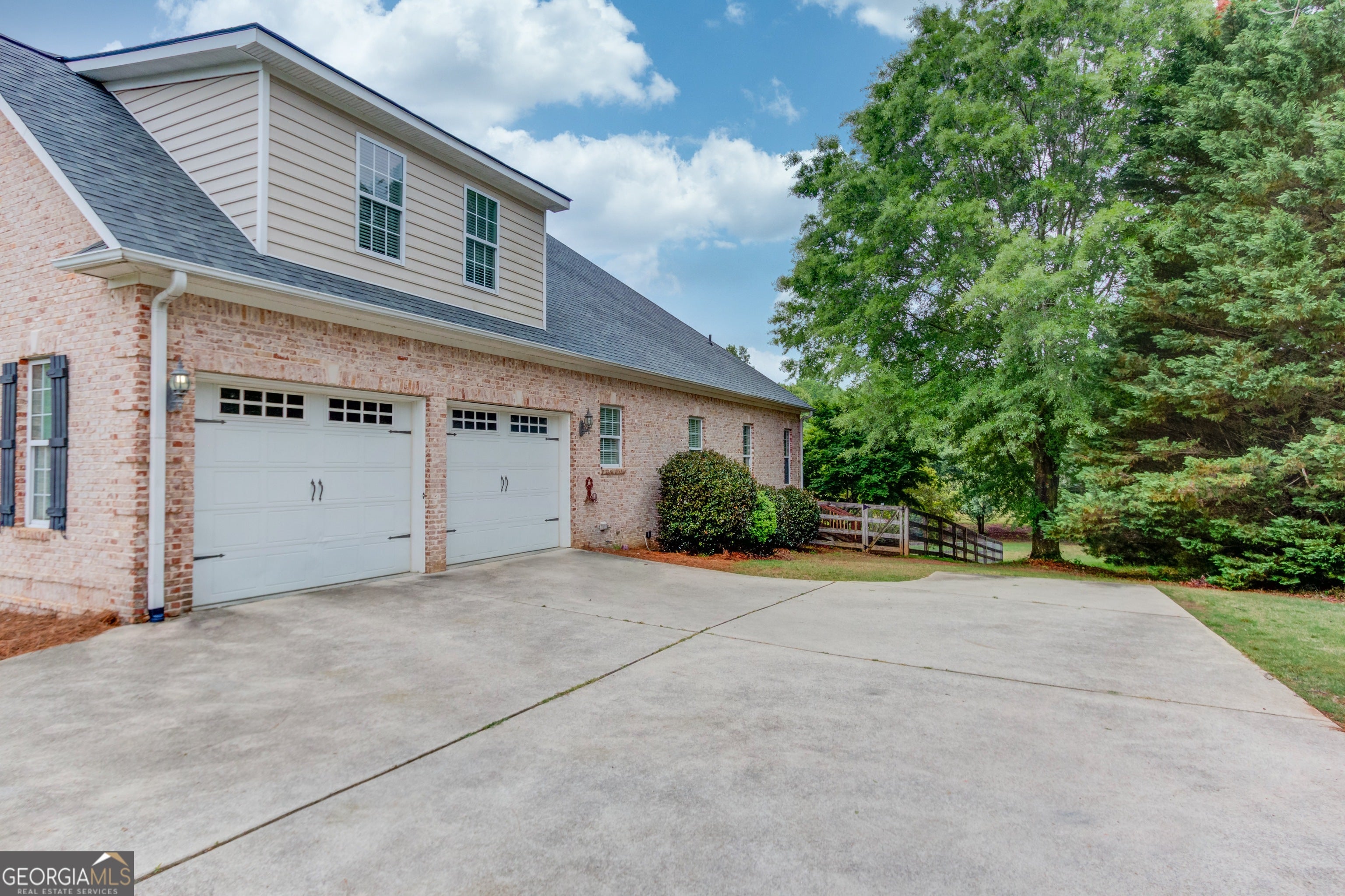 5667 Britt Whitmire RD