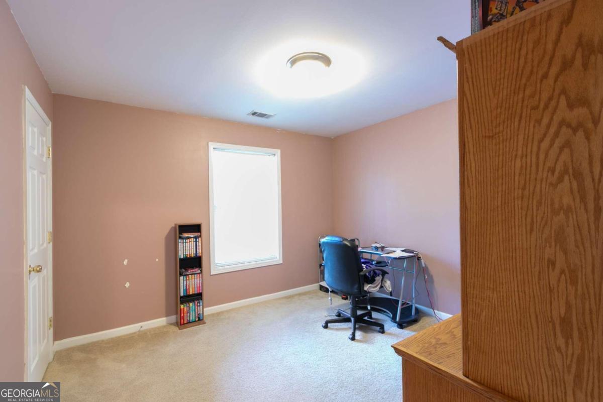 9444 Lakeview CT