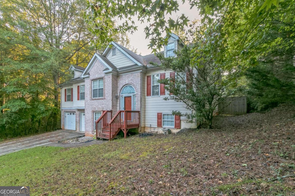 9444 Lakeview CT