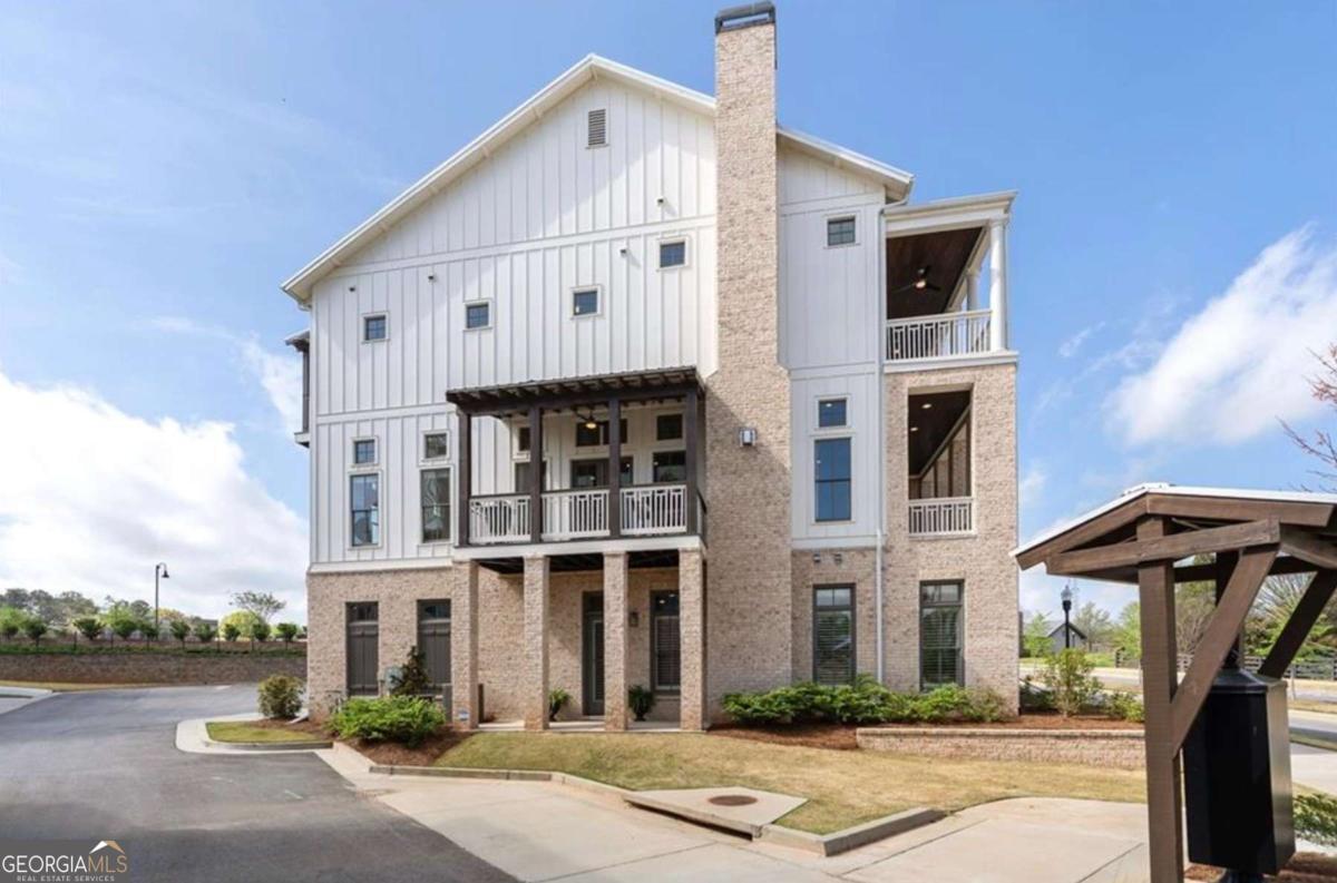 Crossroads Braeburn - Residential