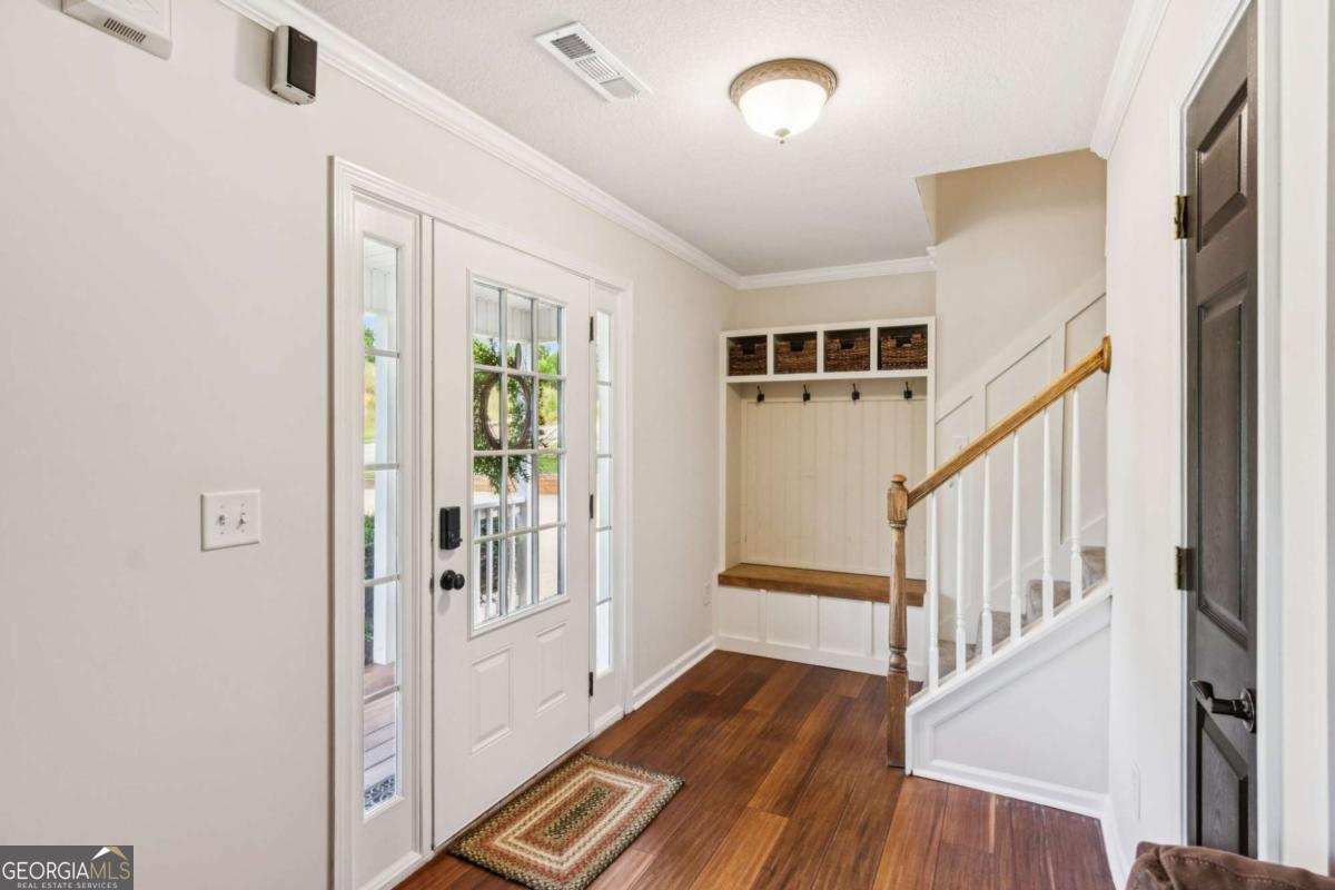 4409 Waterman DR