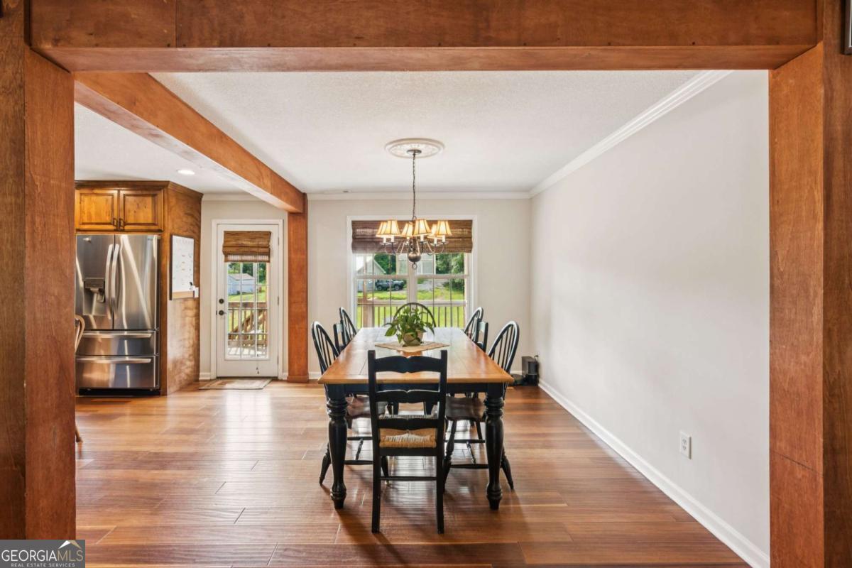 4409 Waterman DR