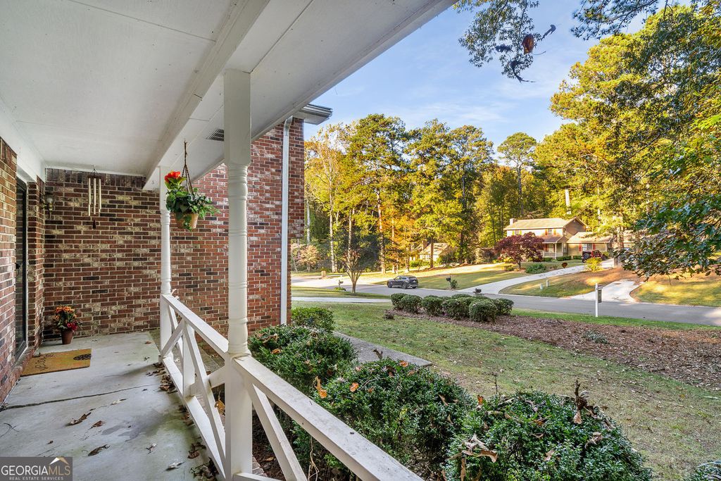 Photo of 2252 Valley Creek Circle, snellville, GA 30078 (MLS # 10756811)