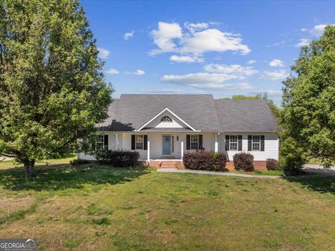 Photo of 103 Chelcy Drive SE, Calhoun, GA 30701 (MLS # 10736452)