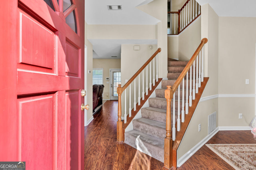 210 Chandler CT