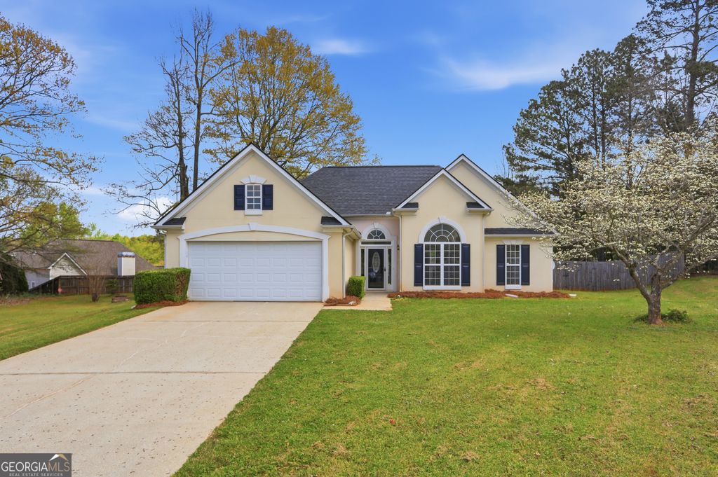 Photo of 1100 Chateau Terrace, McDonough, GA 30253 (MLS # 10719552)