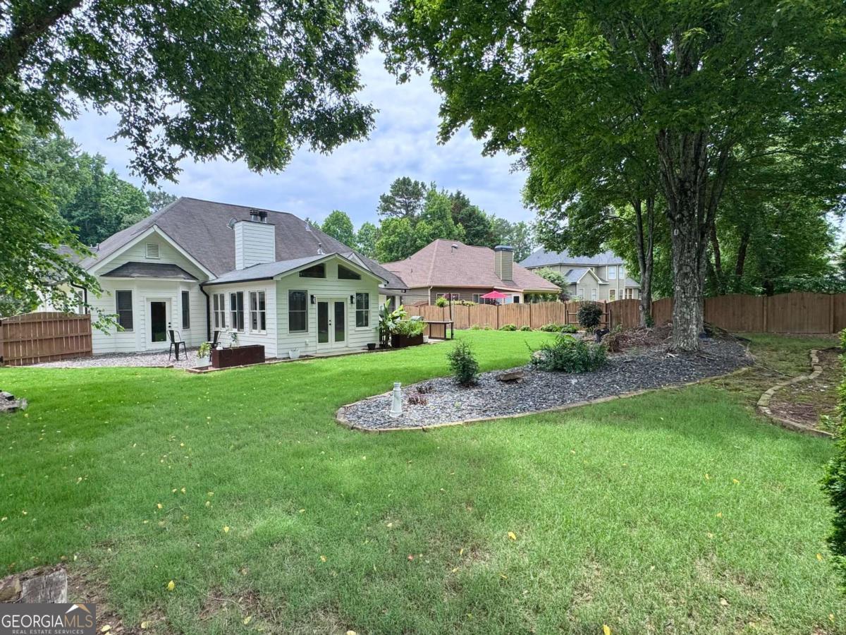 513 Ruby LN