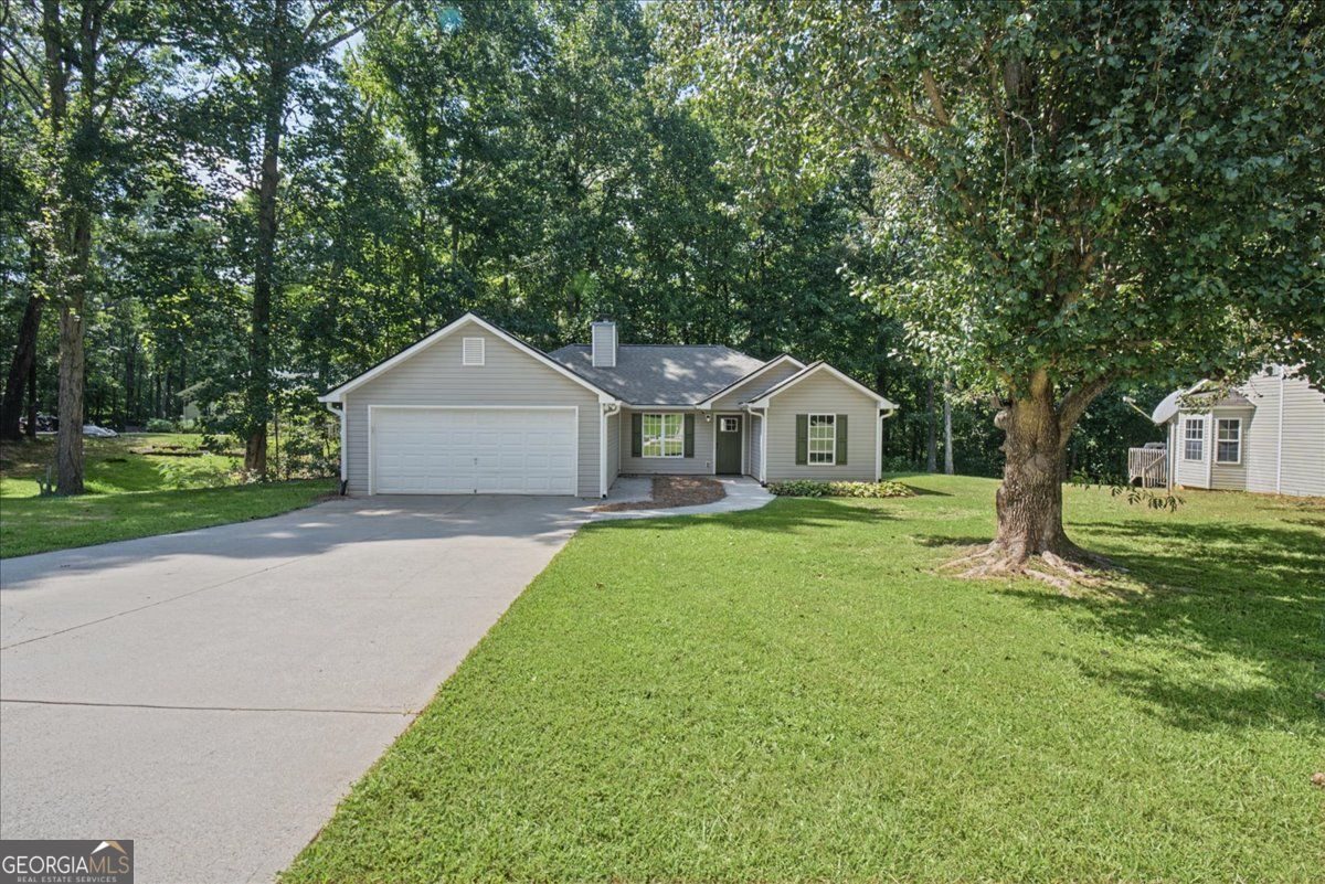 176 Chipper LN