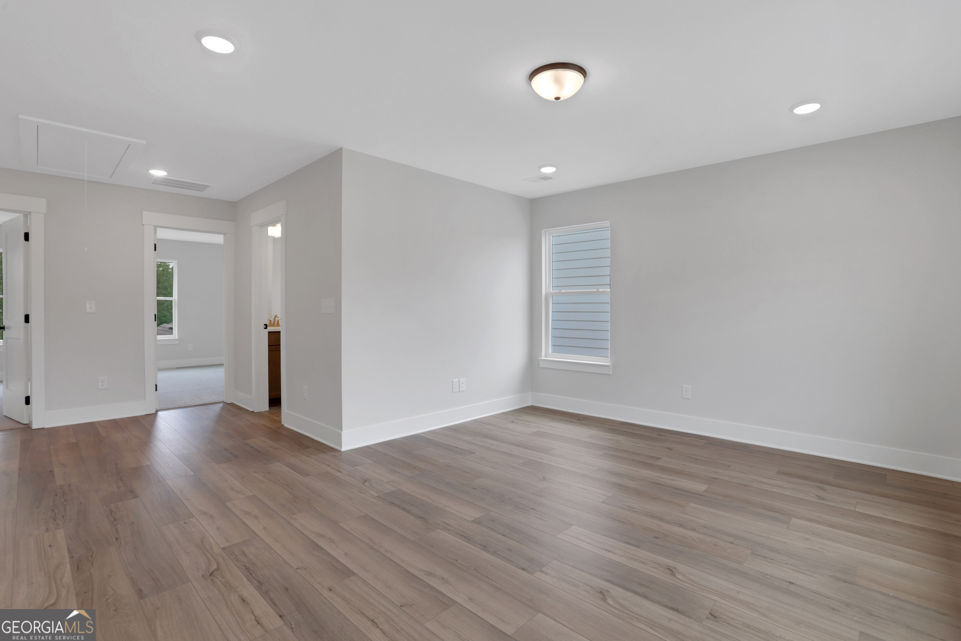 Marble Tree - Residential