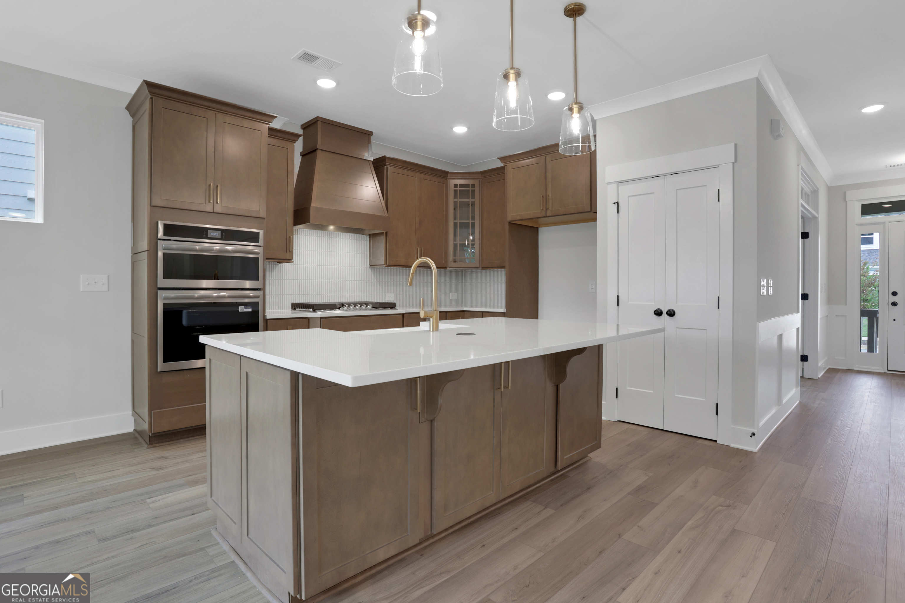 Marble Tree - Residential