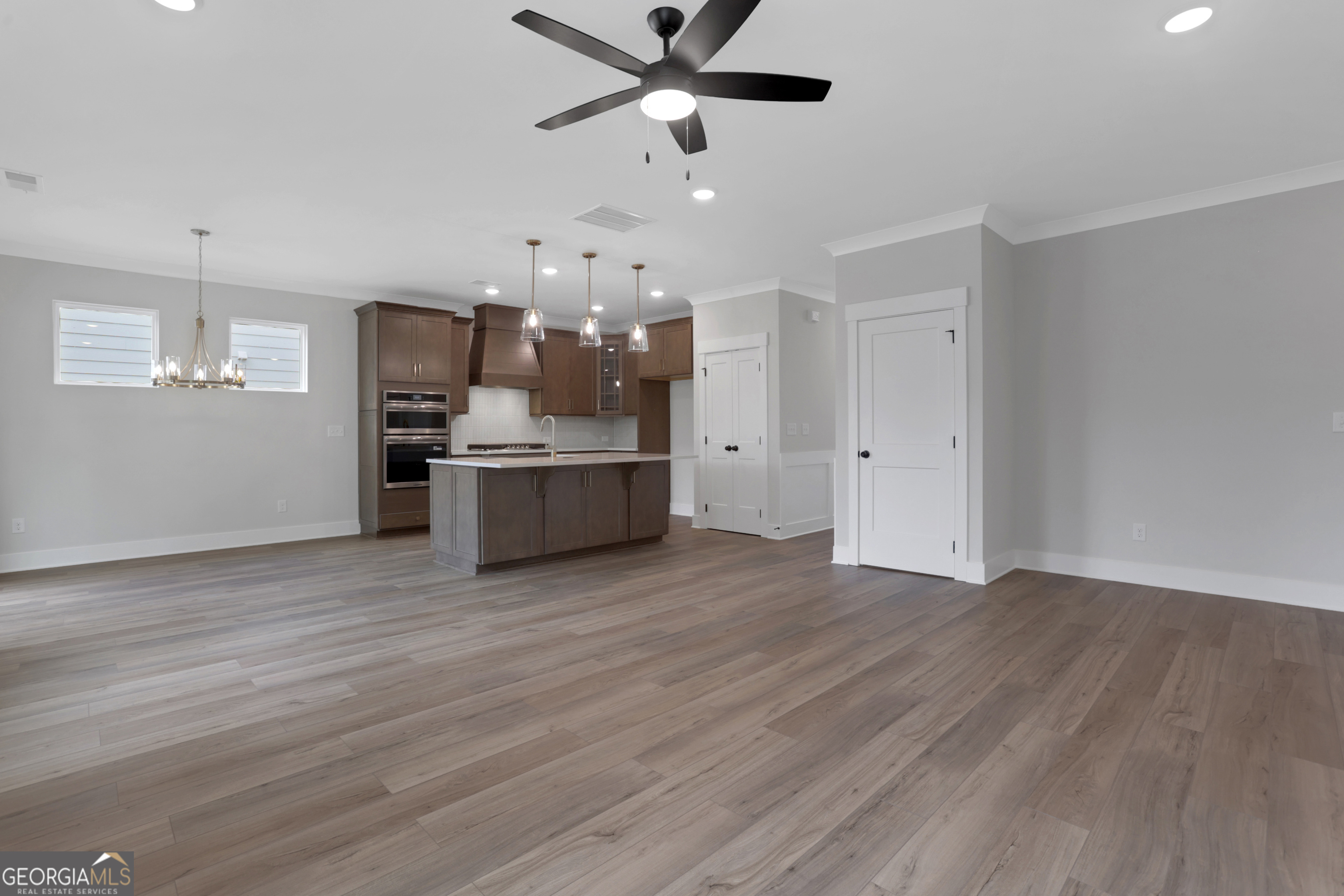 Marble Tree - Residential