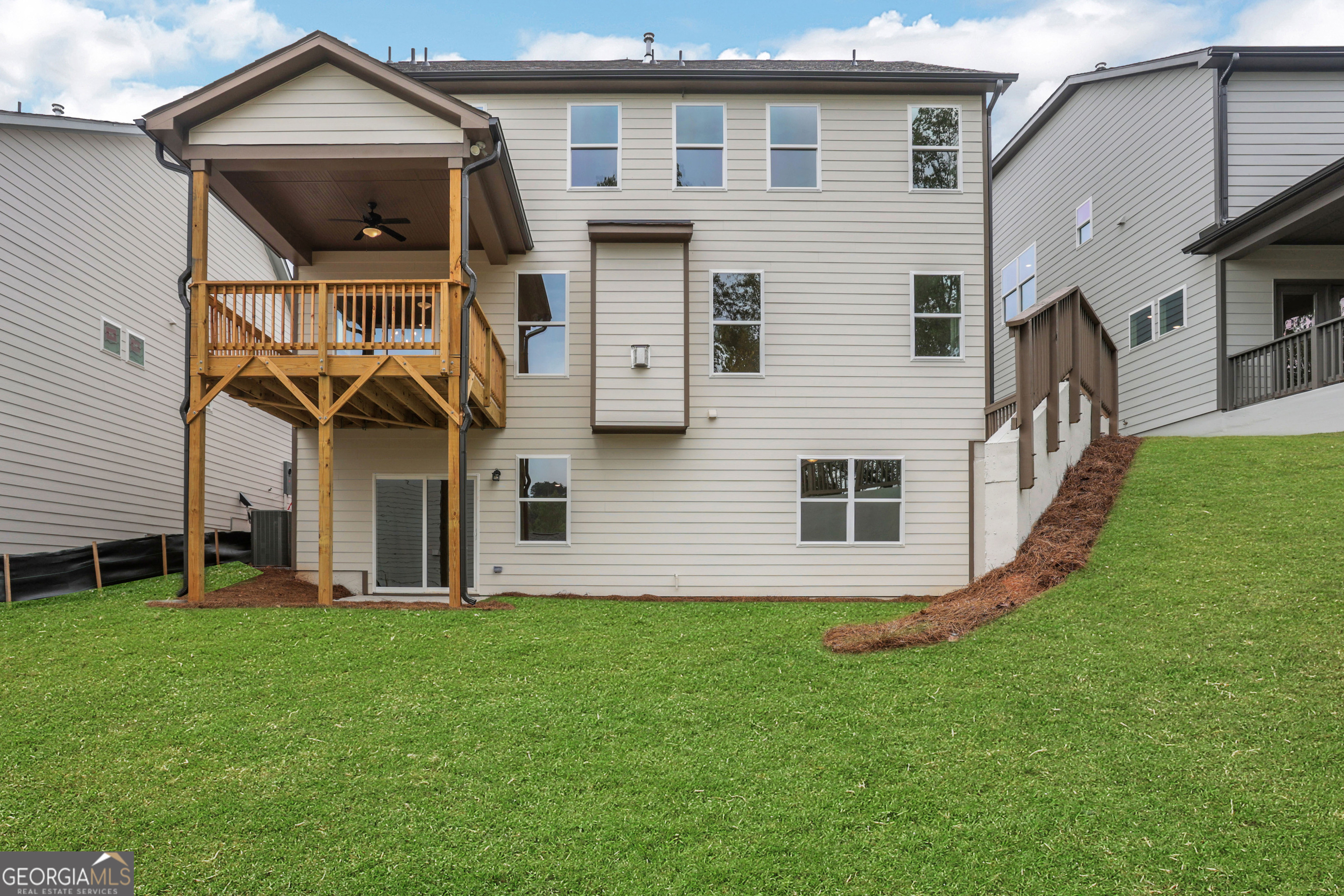 Marble Tree - Residential