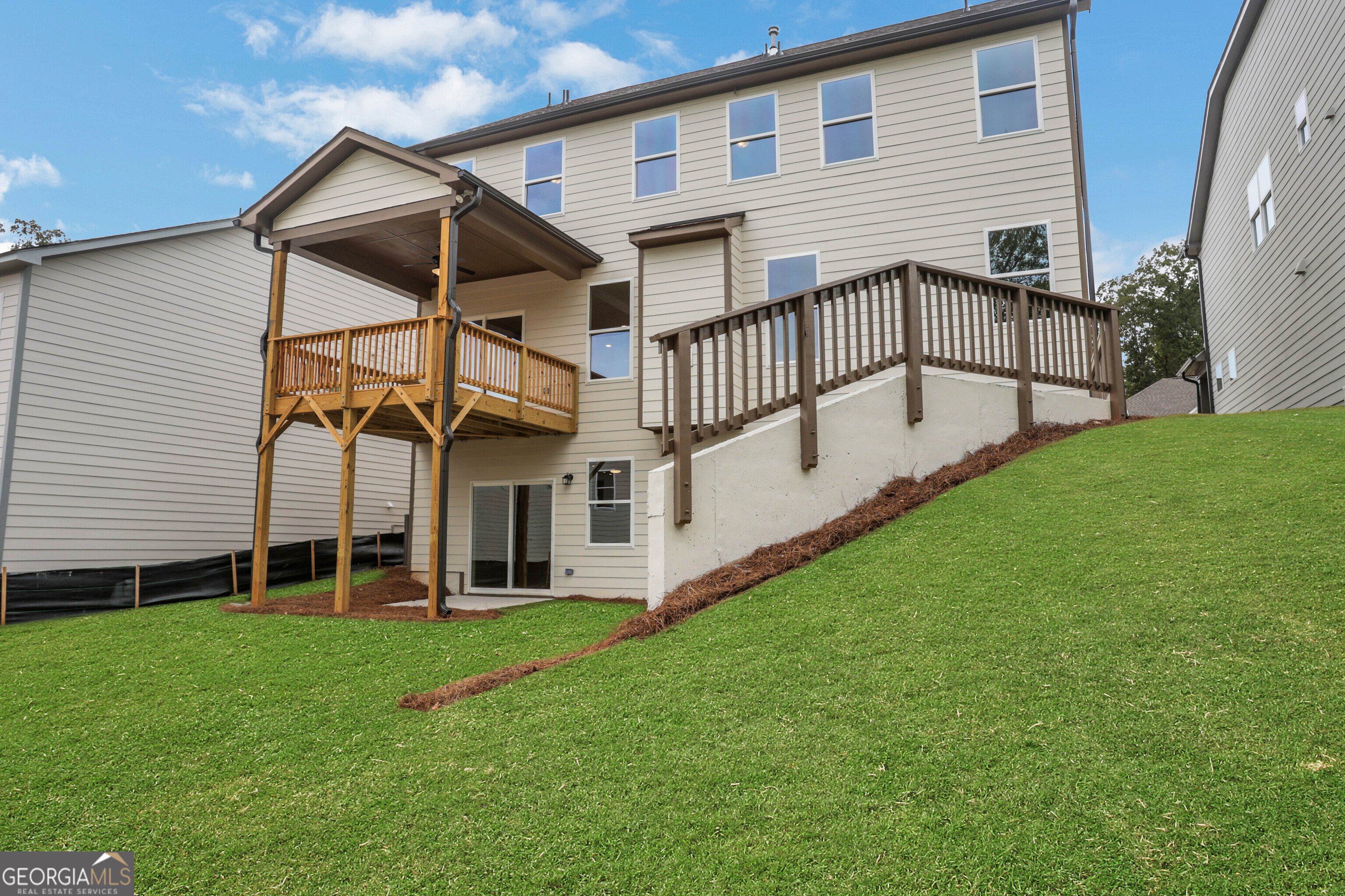 Marble Tree - Residential