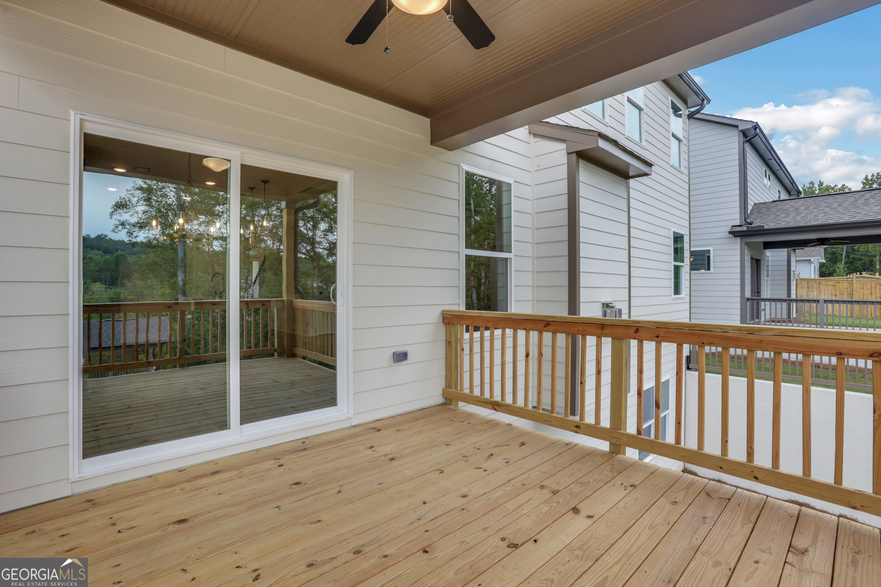 Marble Tree - Residential