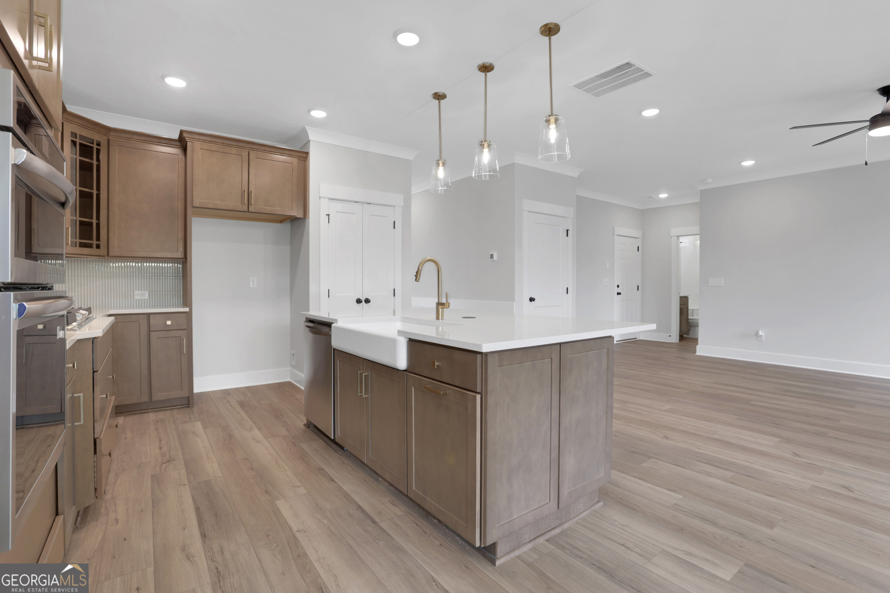 Marble Tree - Residential