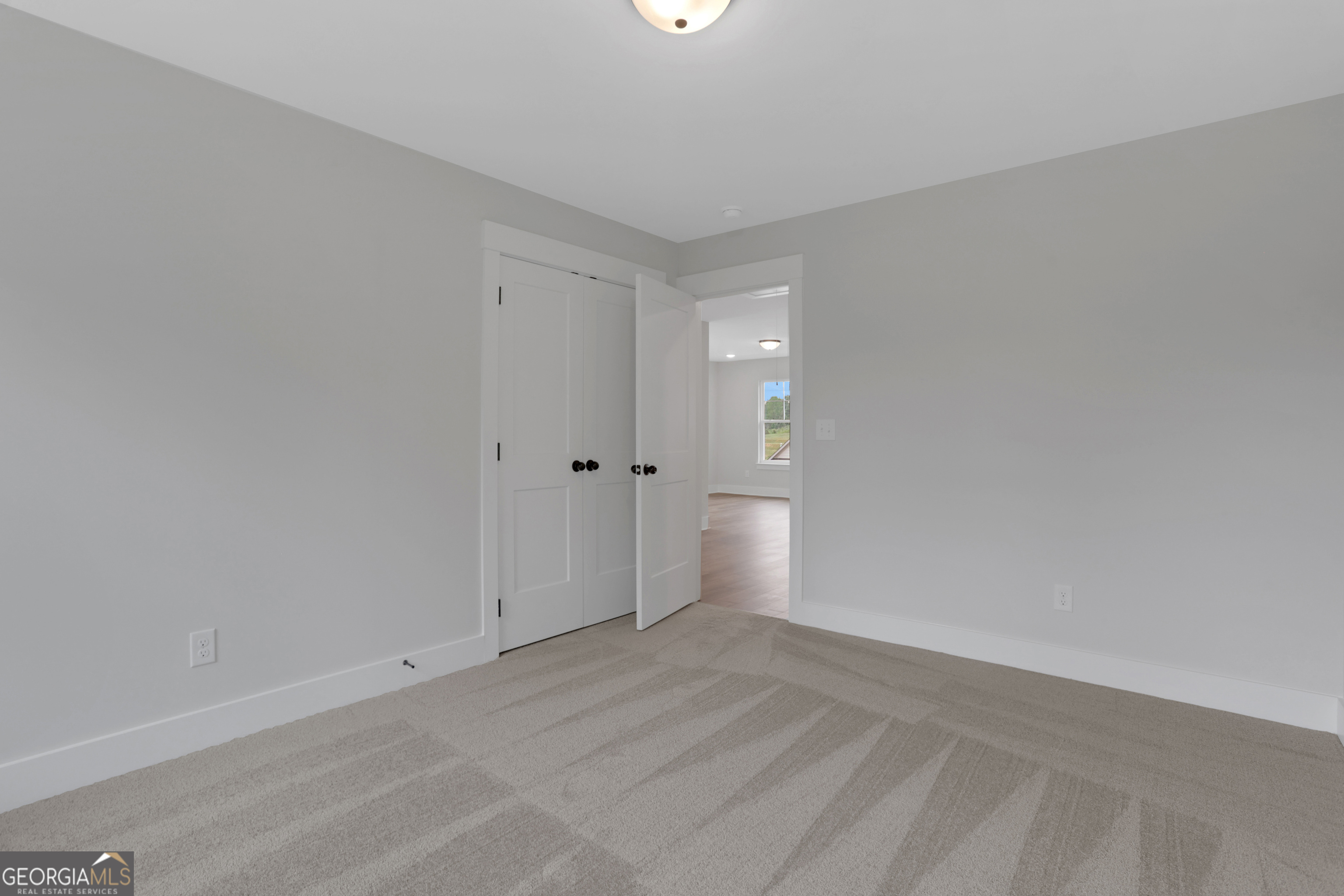 Marble Tree - Residential