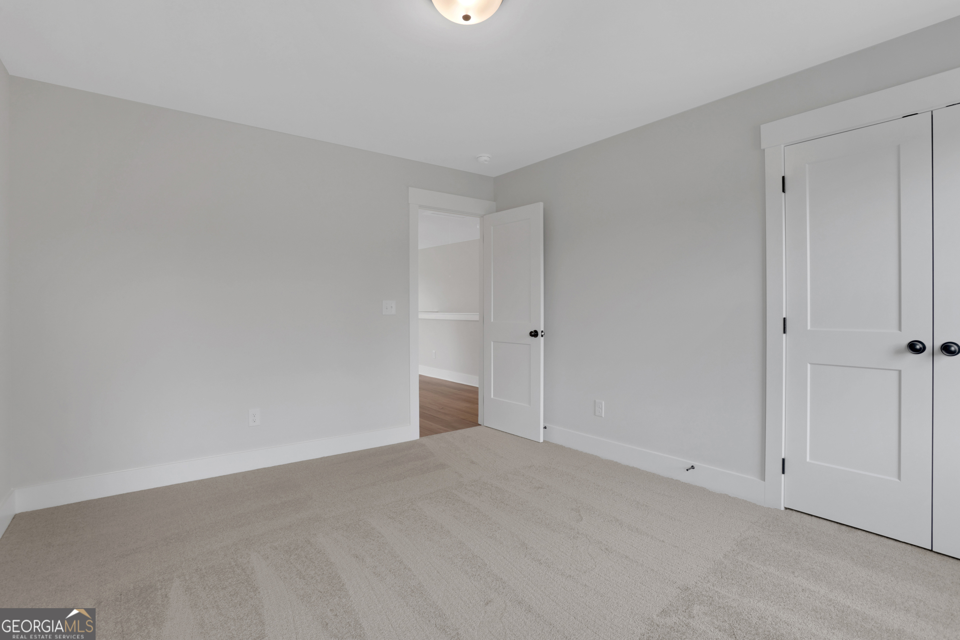 Marble Tree - Residential