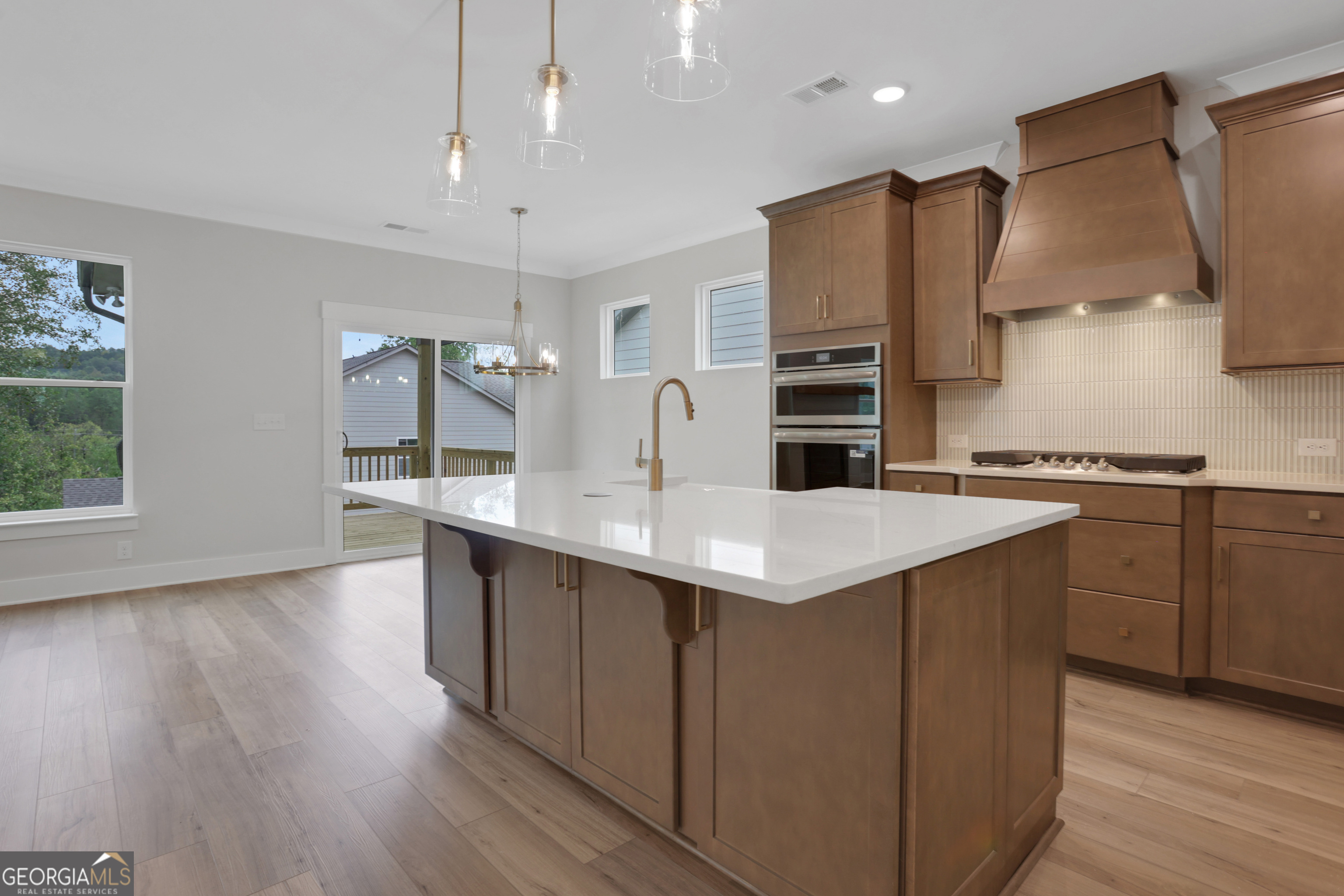 Marble Tree - Residential