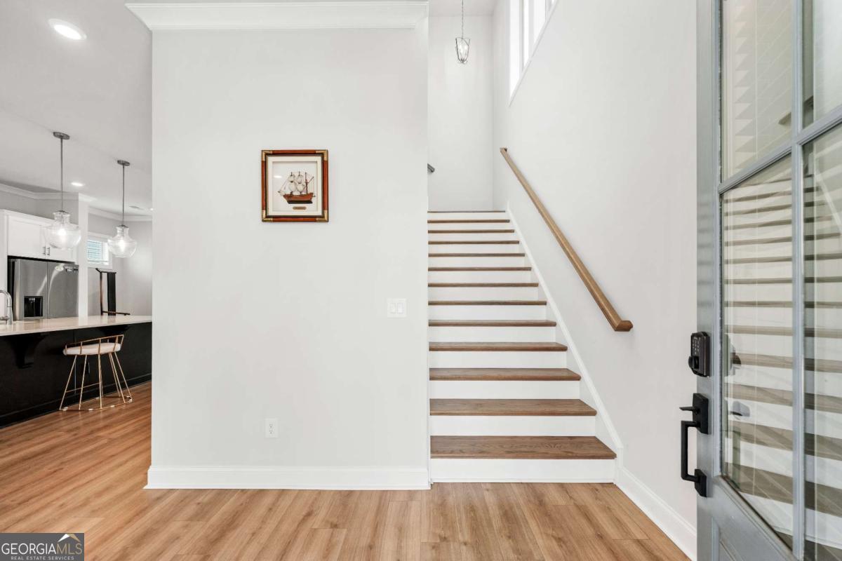 3768 Spruce Ridge LN