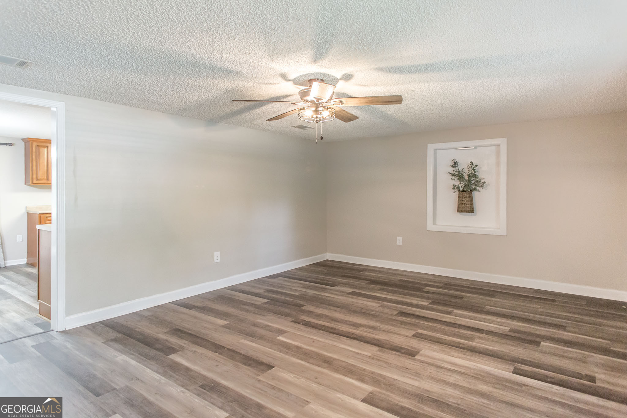 1348 Crestridge