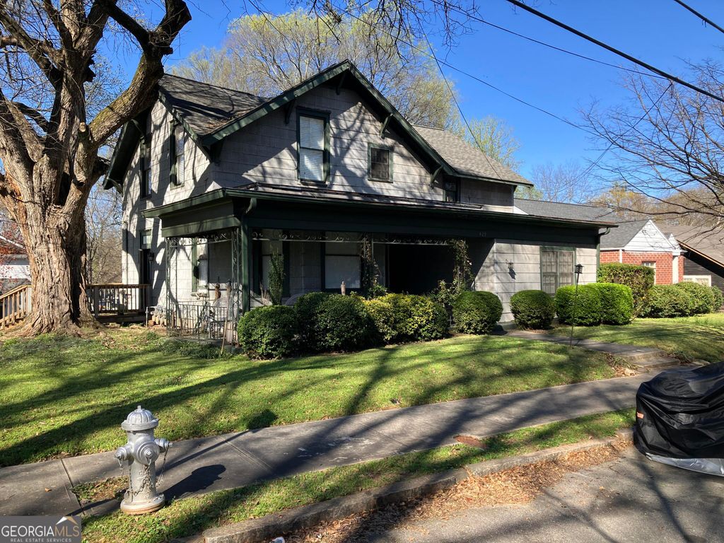 Photo of 429 Calhoun Street NW, Atlanta, GA 30318 (MLS # 10724961)