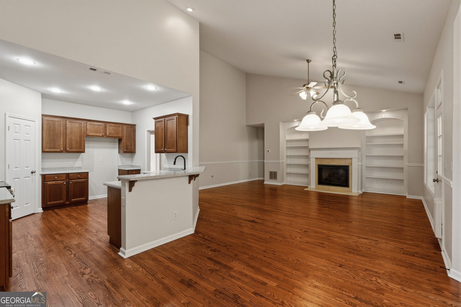 402 FREEDOM LN