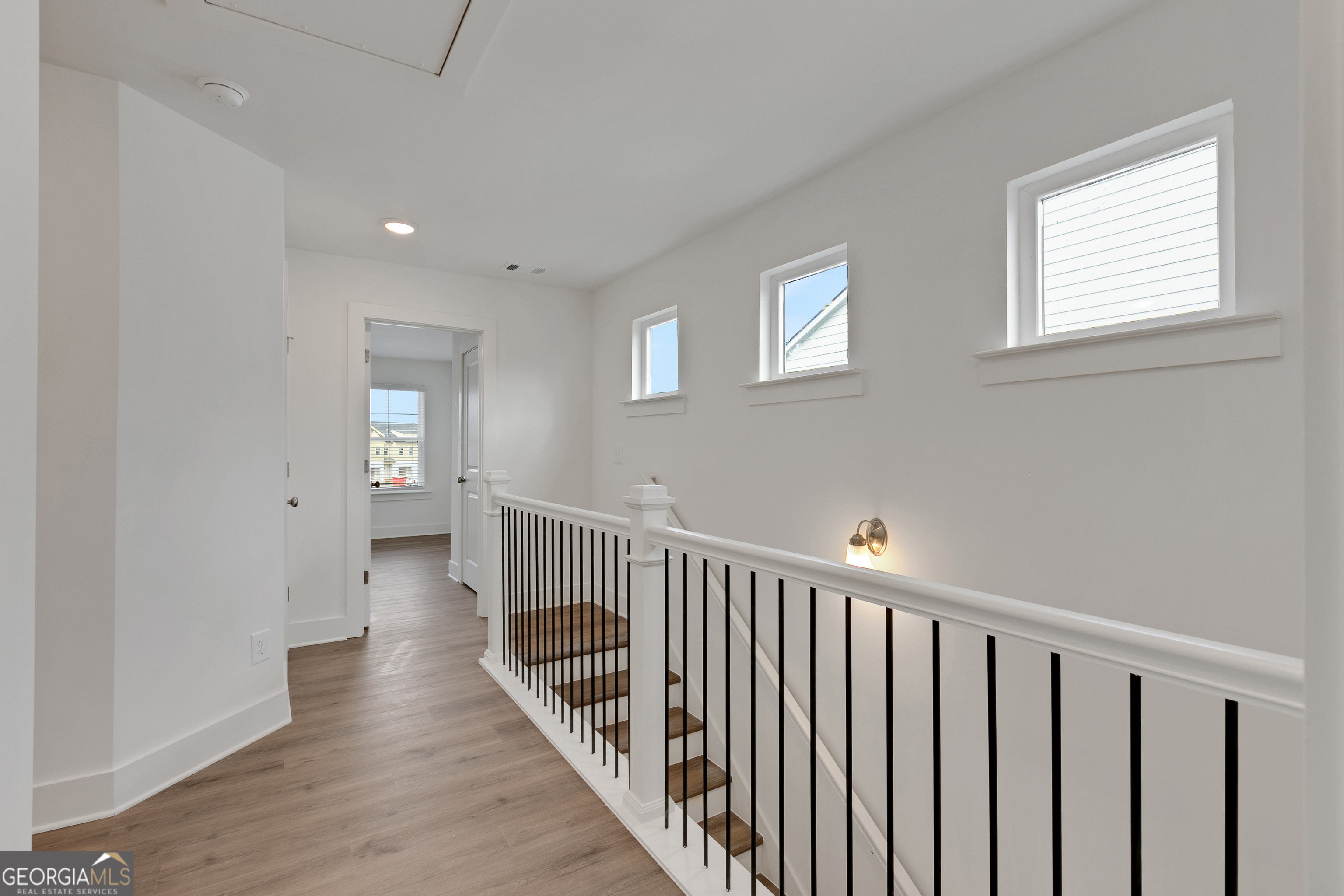 Brunswick, Georgia 31523, United States, 3 Bedrooms Bedrooms, ,3 BathroomsBathrooms,Residential,Active,83922