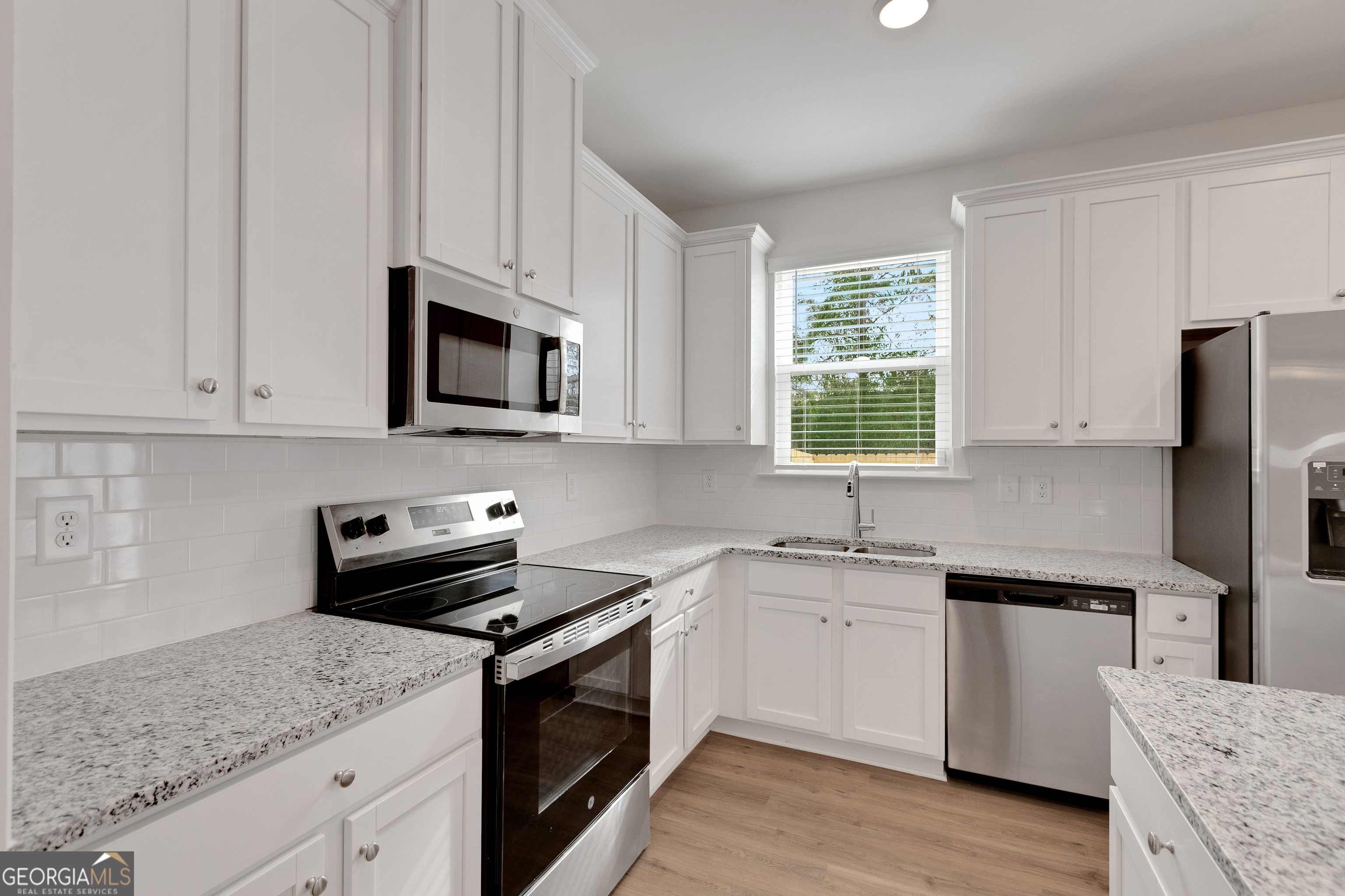 Brunswick, Georgia 31523, United States, 3 Bedrooms Bedrooms, ,3 BathroomsBathrooms,Residential,Active,83922