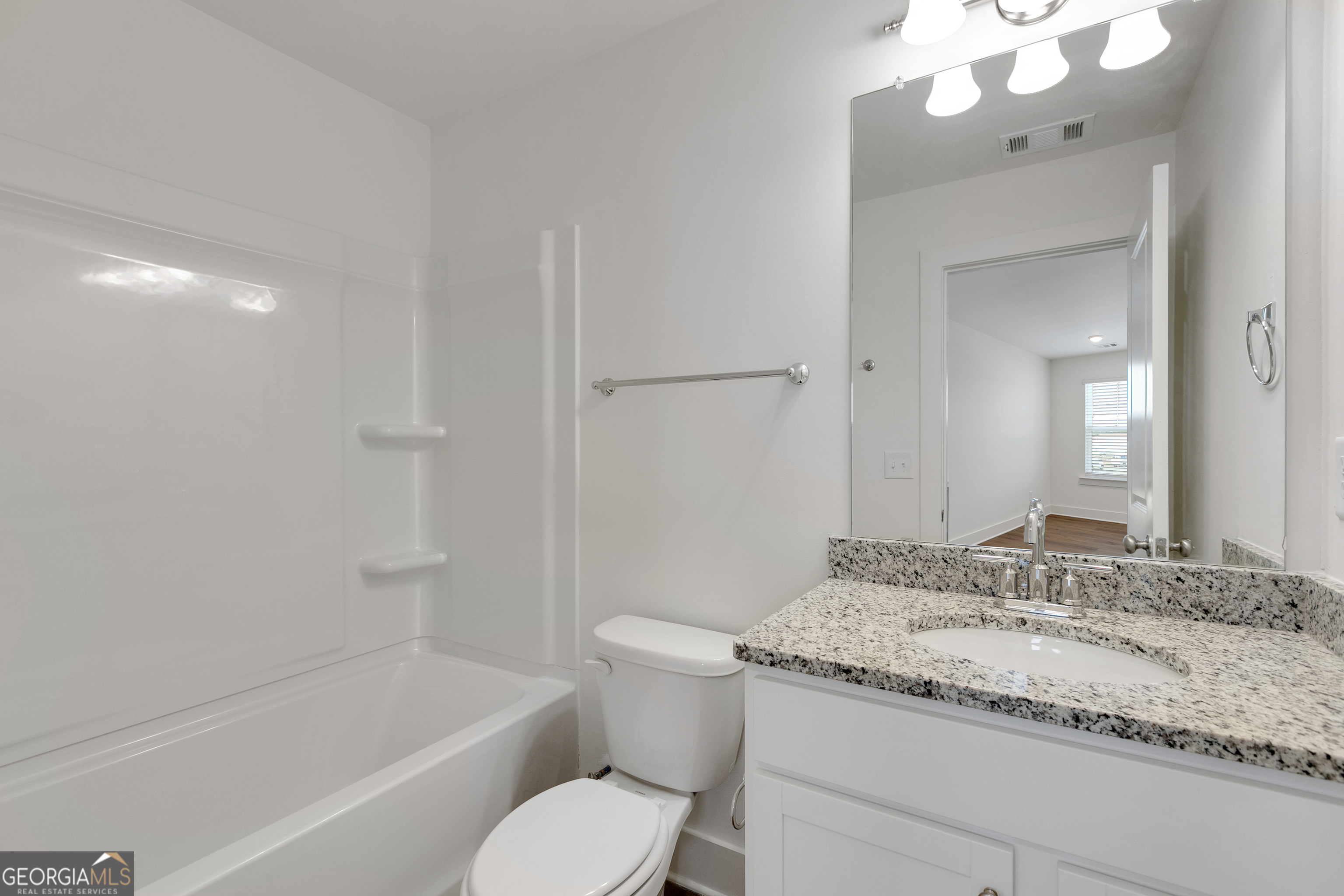 Brunswick, Georgia 31523, United States, 3 Bedrooms Bedrooms, ,3 BathroomsBathrooms,Residential,Active,83922