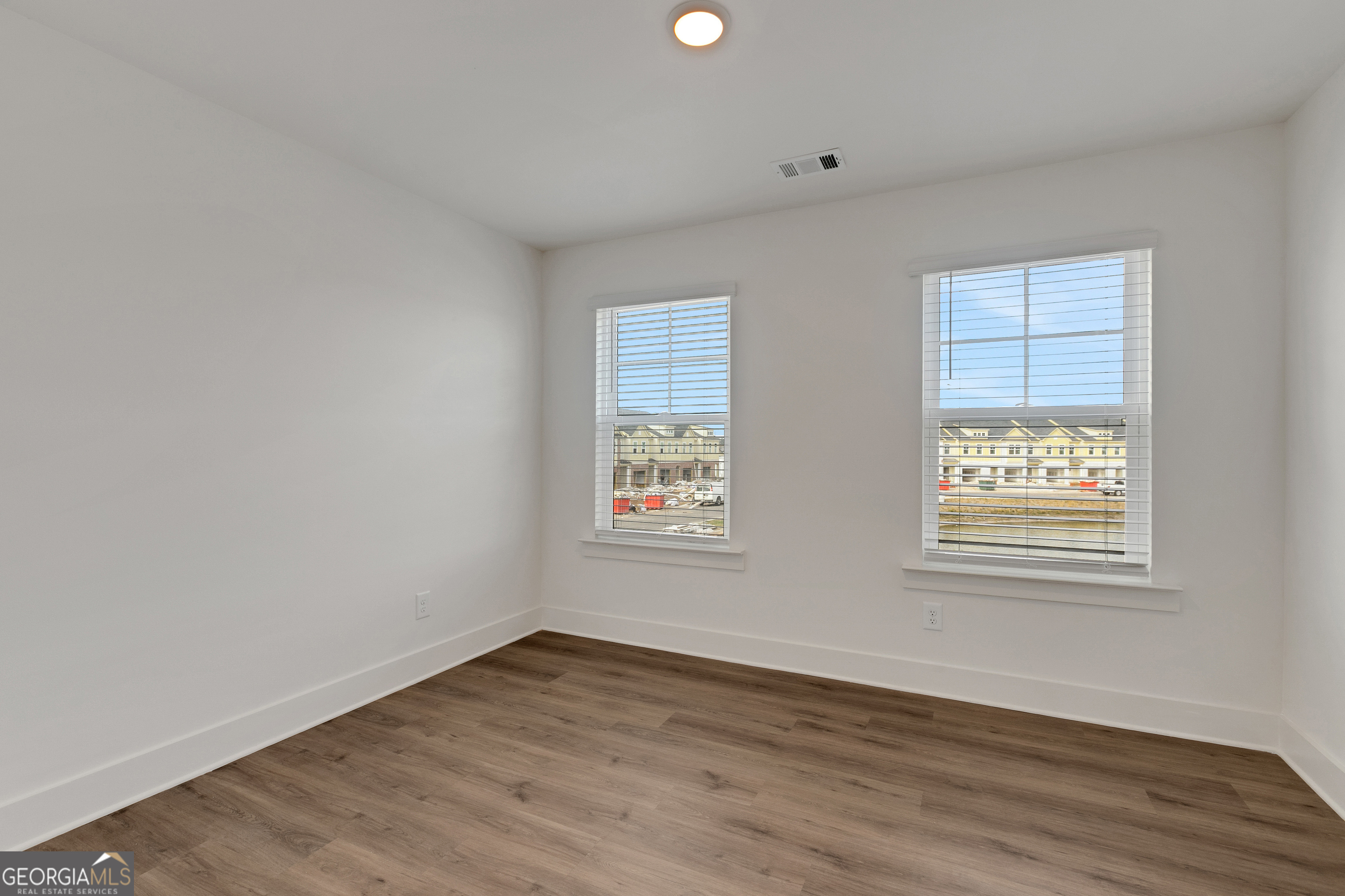 Brunswick, Georgia 31523, United States, 3 Bedrooms Bedrooms, ,3 BathroomsBathrooms,Residential,Active,83922