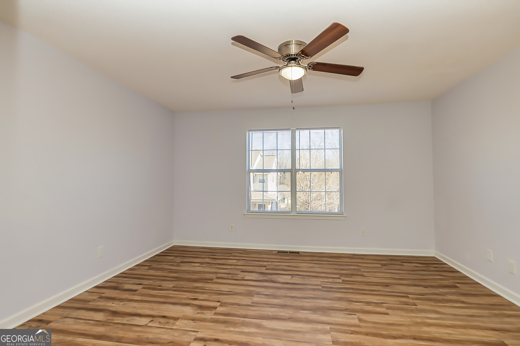 Newnan, Georgia 30263, United States, 3 Bedrooms Bedrooms, ,3 BathroomsBathrooms,Residential,Active,77605