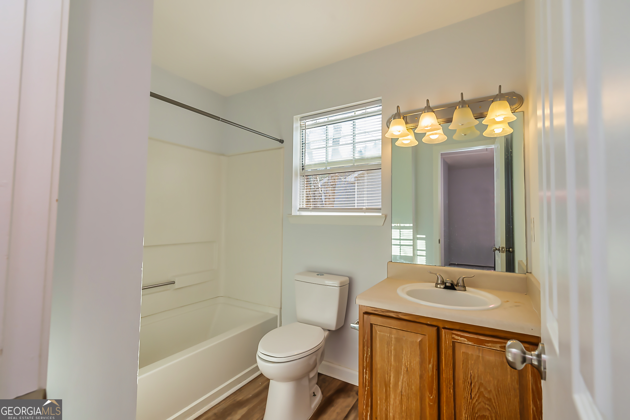 Newnan, Georgia 30263, United States, 3 Bedrooms Bedrooms, ,3 BathroomsBathrooms,Residential,Active,77605