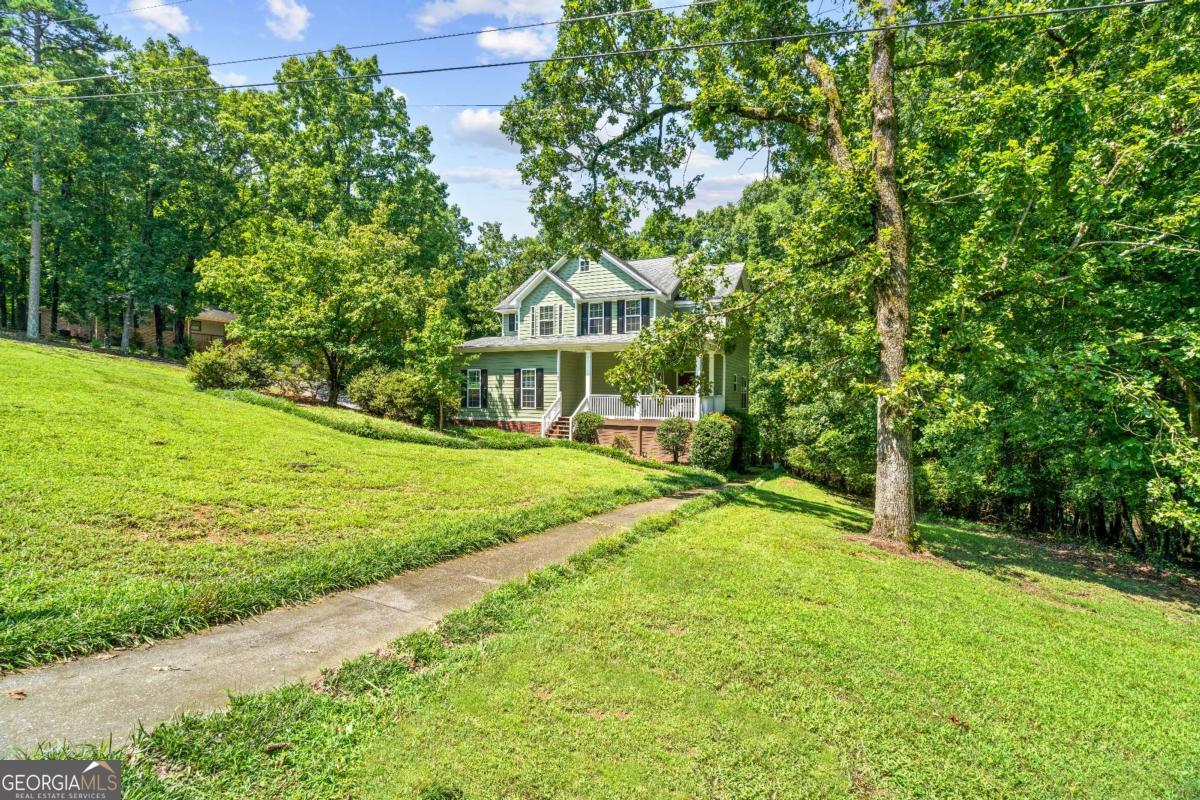 185 Thornwood DR SE