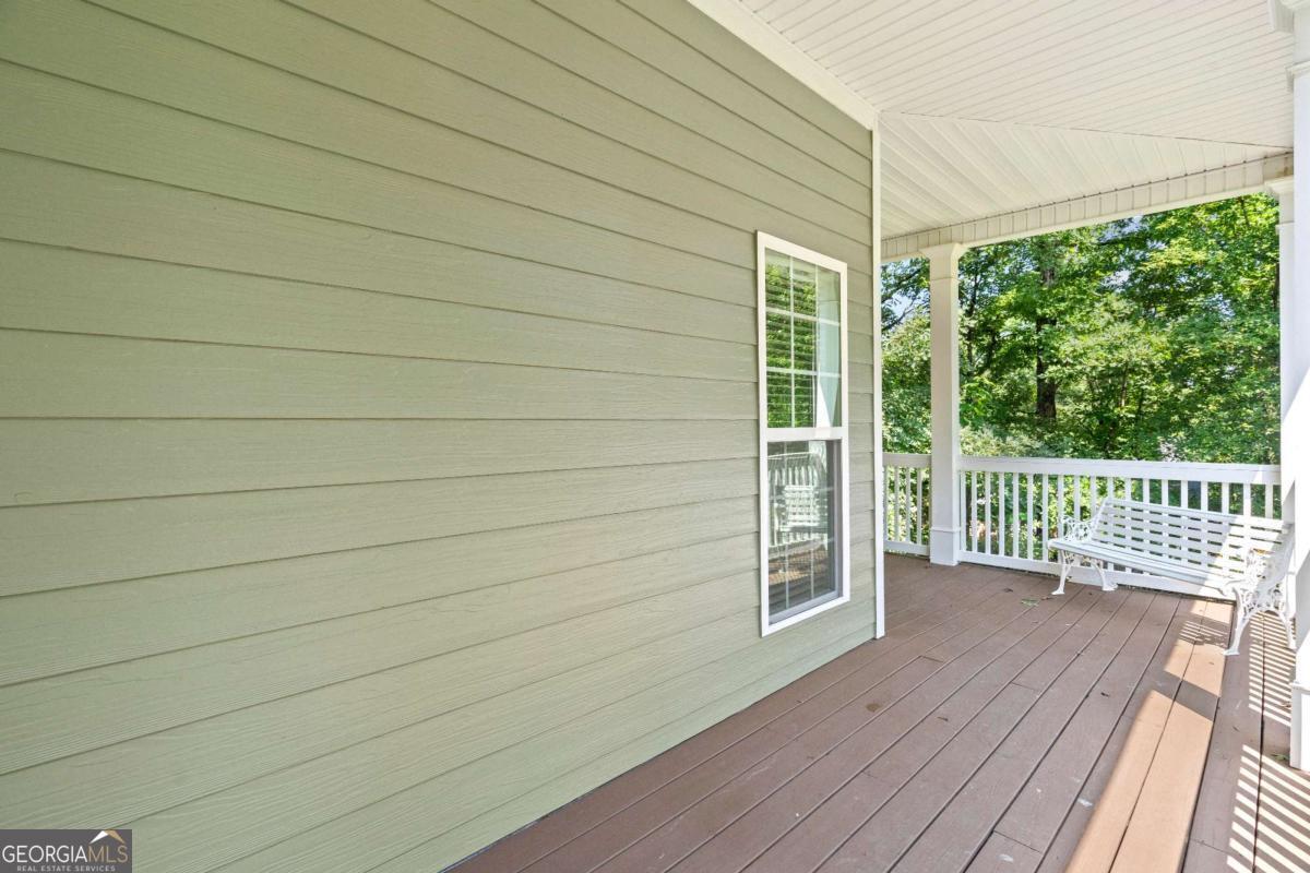 185 Thornwood DR SE