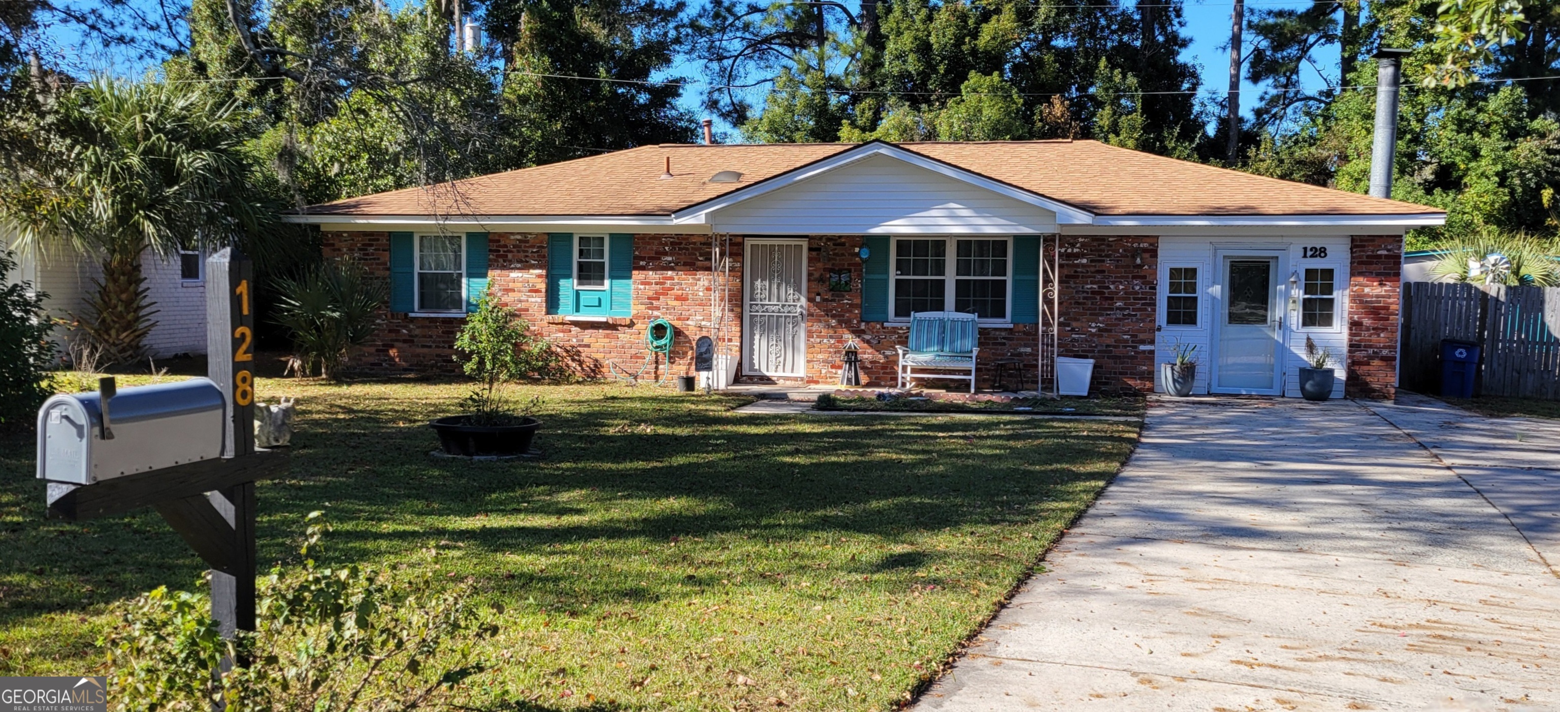 Savannah, Georgia 31410, United States, 3 Bedrooms Bedrooms, ,2 BathroomsBathrooms,Residential,Active,243198