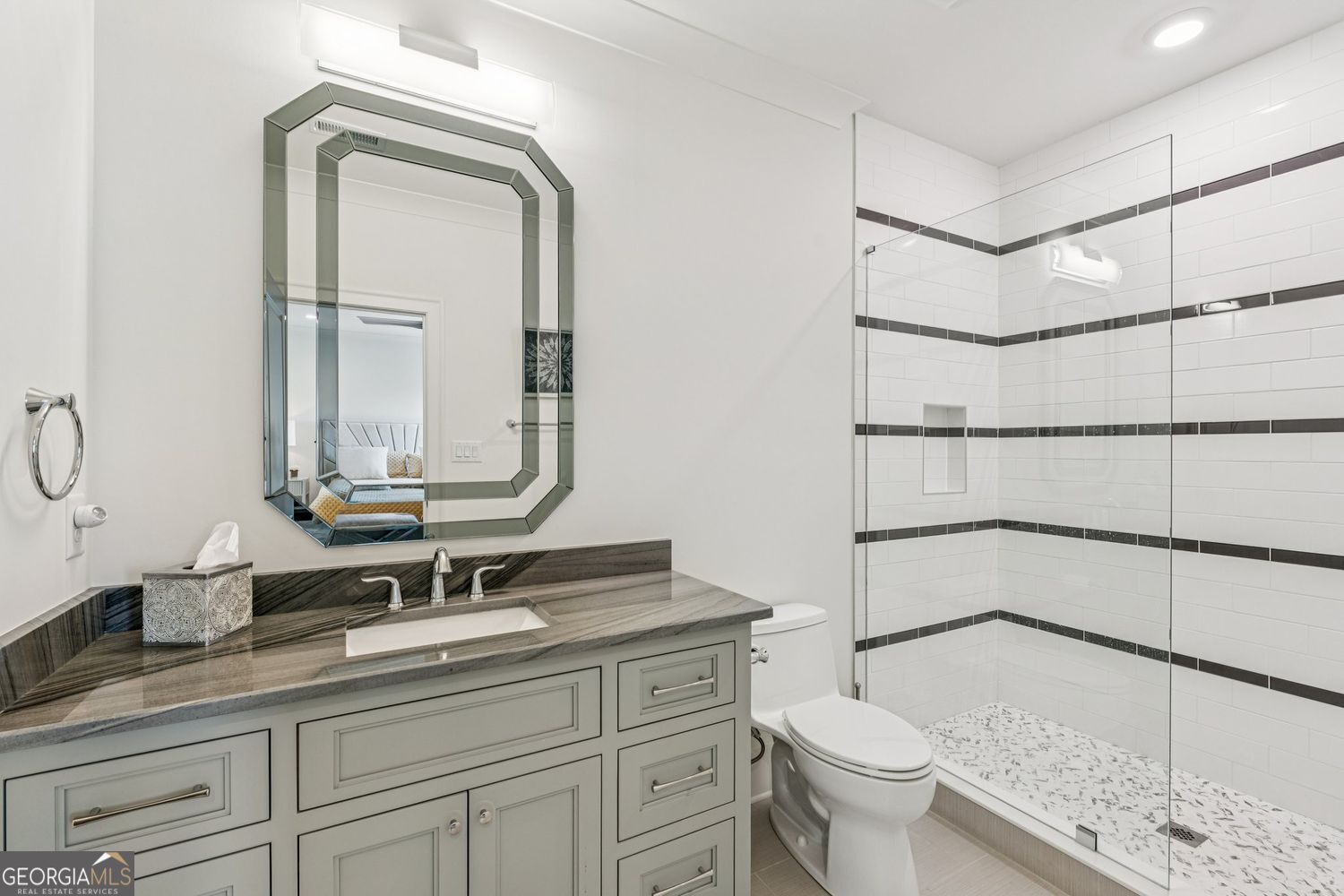 THE MANOR - Residential